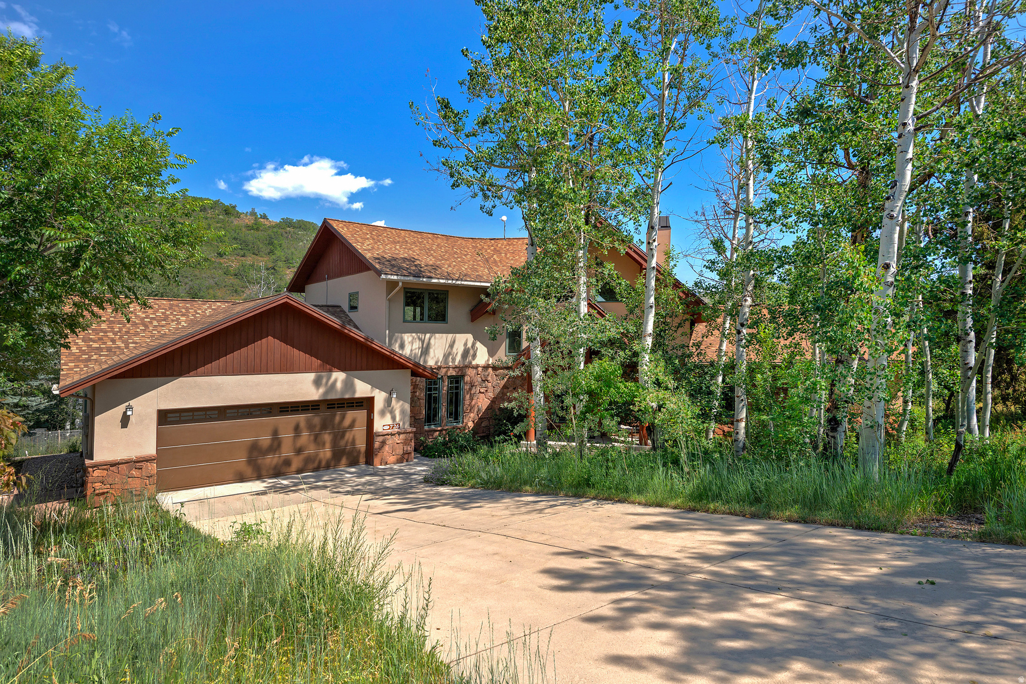 EMIGRATION OAKS - Residential
