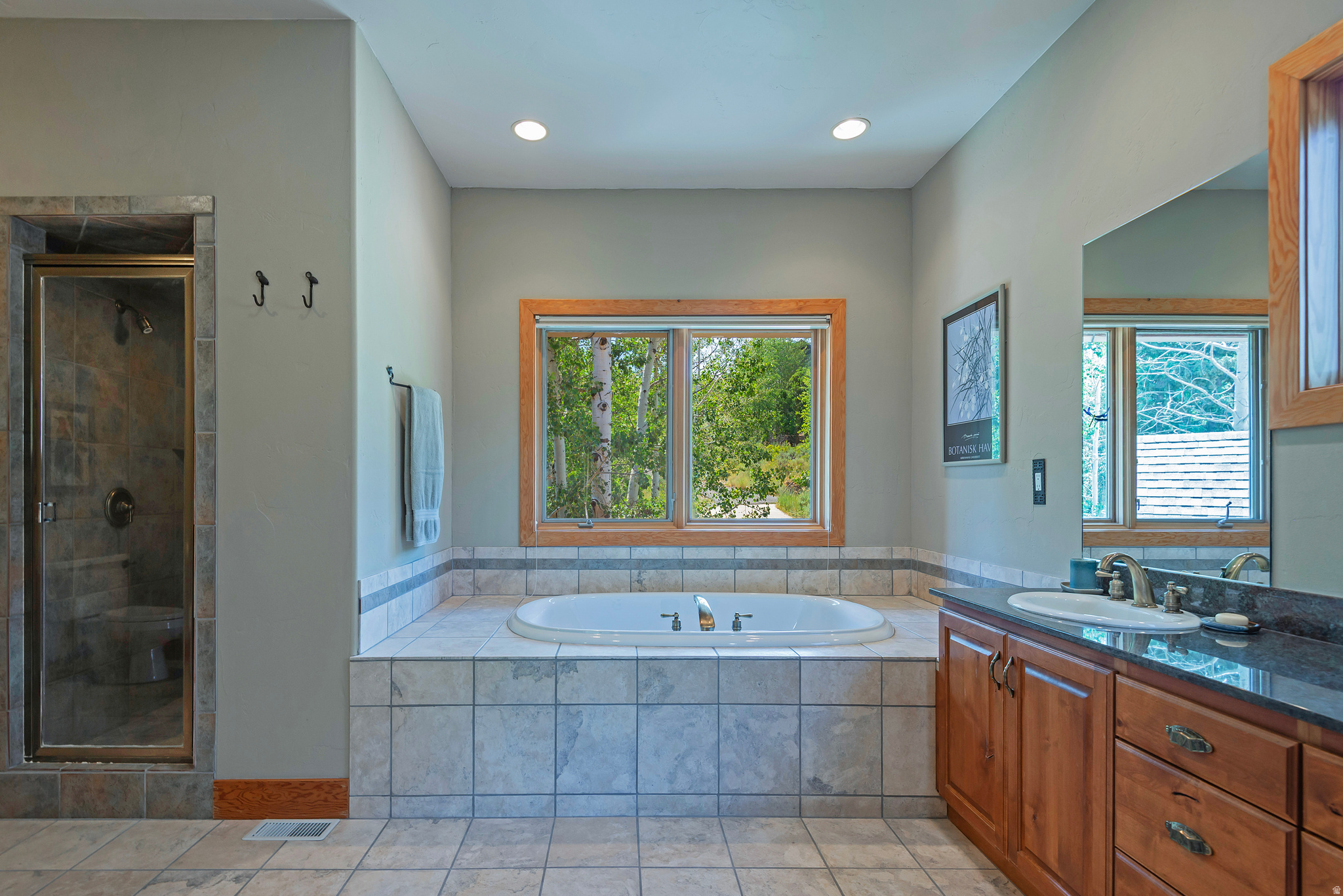 EMIGRATION OAKS - Residential