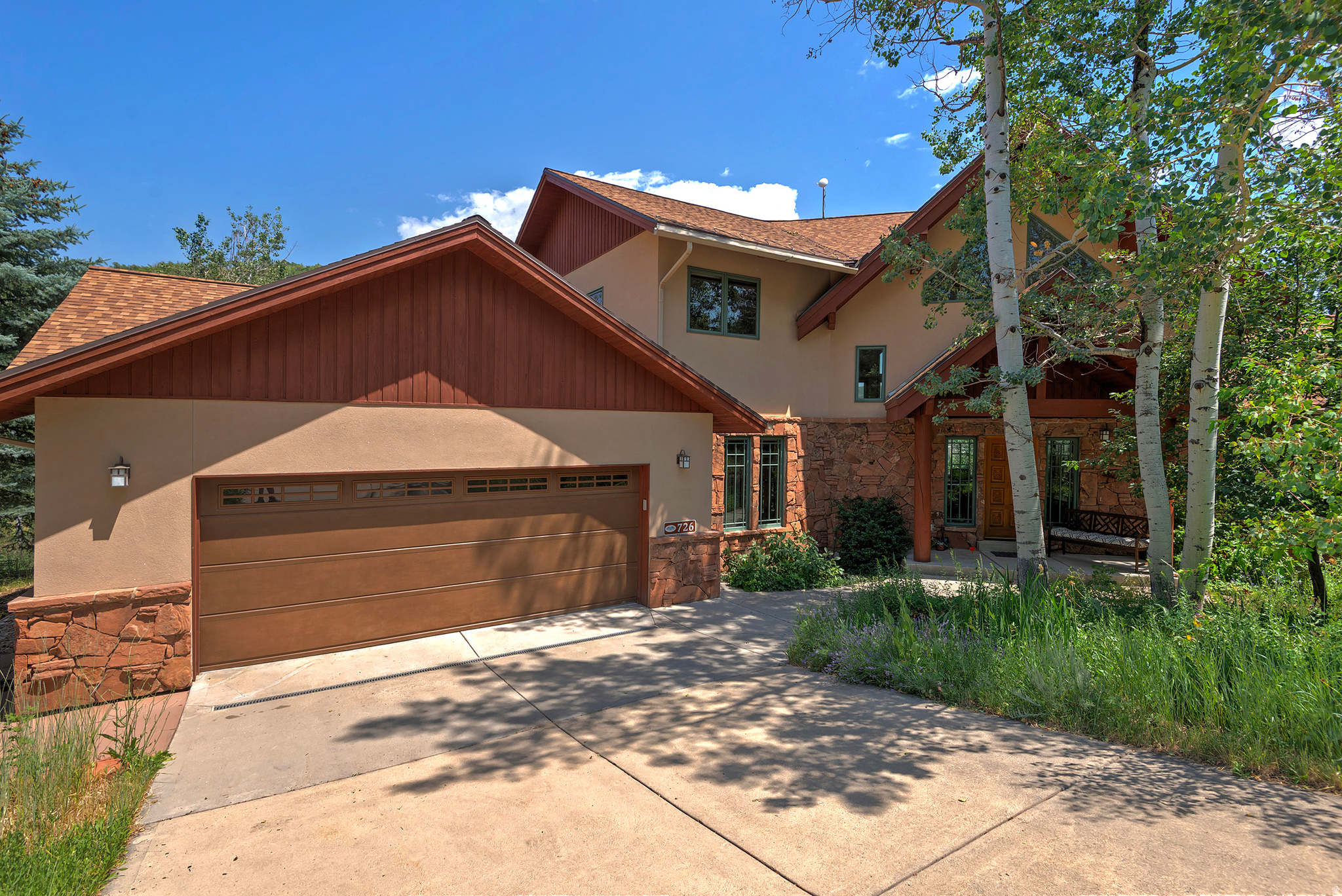 EMIGRATION OAKS - Residential
