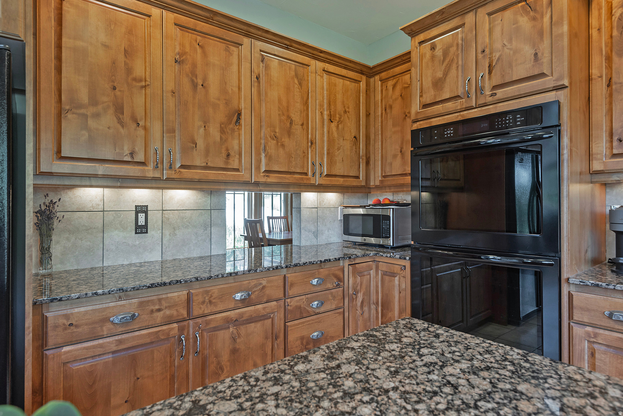 EMIGRATION OAKS - Residential