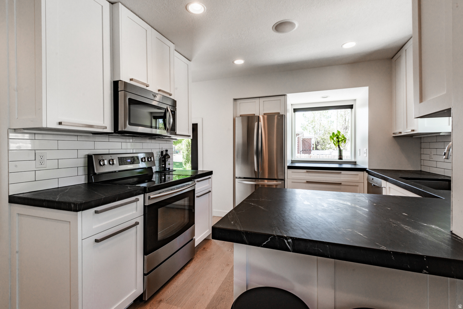 VALLEY VIEW SUB - Residential