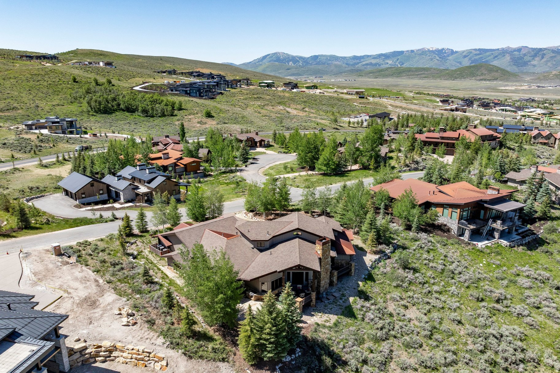 LOOKOUT RIDGE - Residential