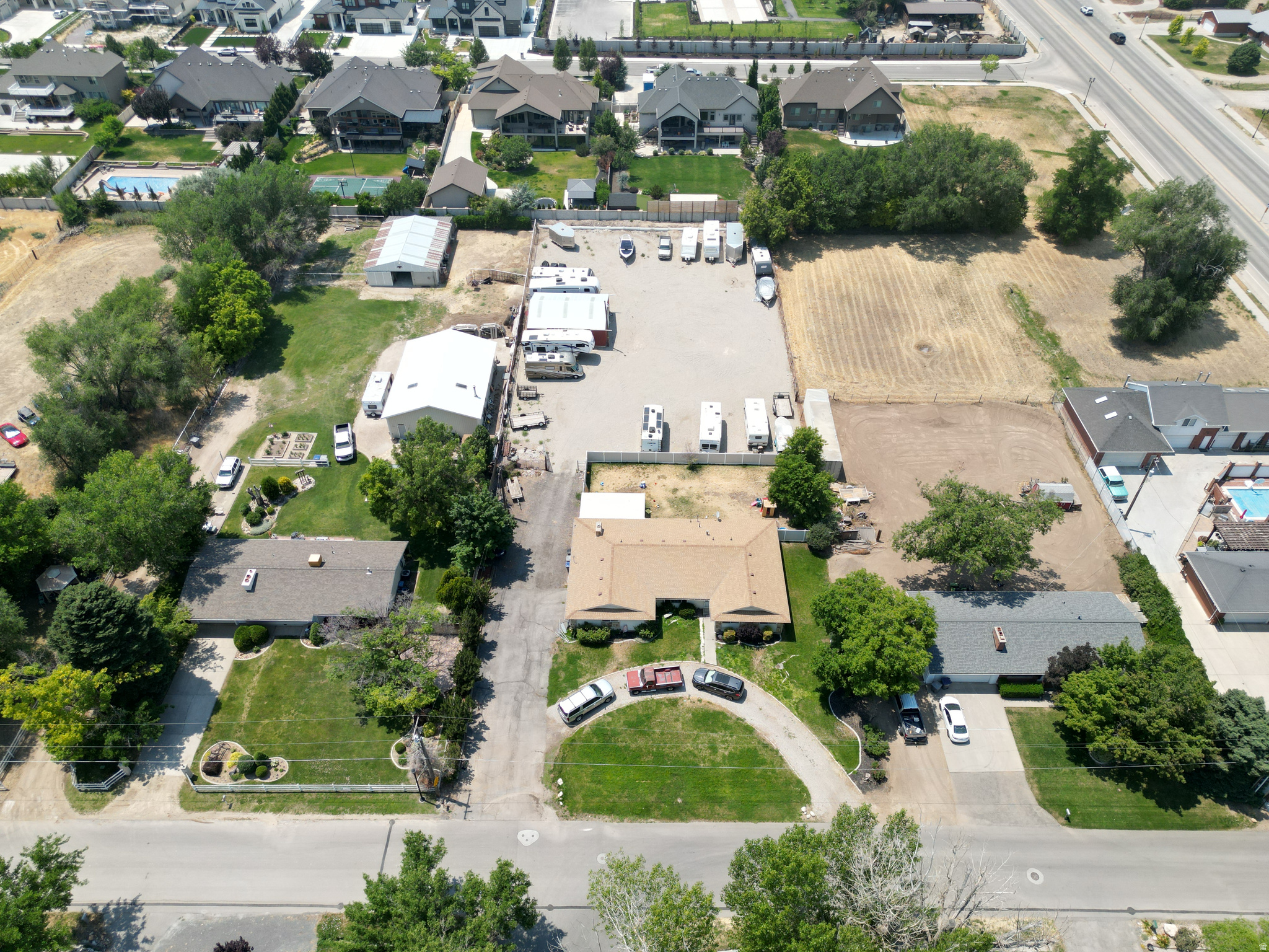 WHEADON ACRES - Residential