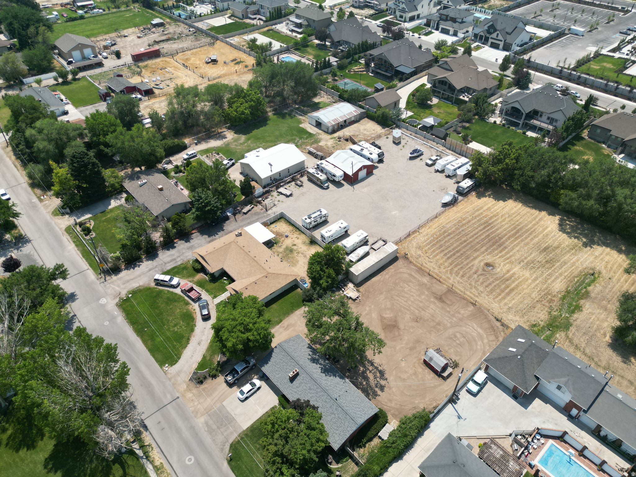 WHEADON ACRES - Residential