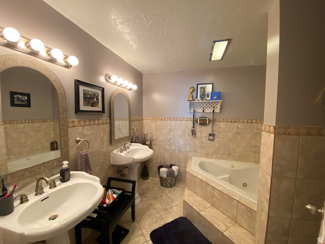 WHEADON ACRES - Residential