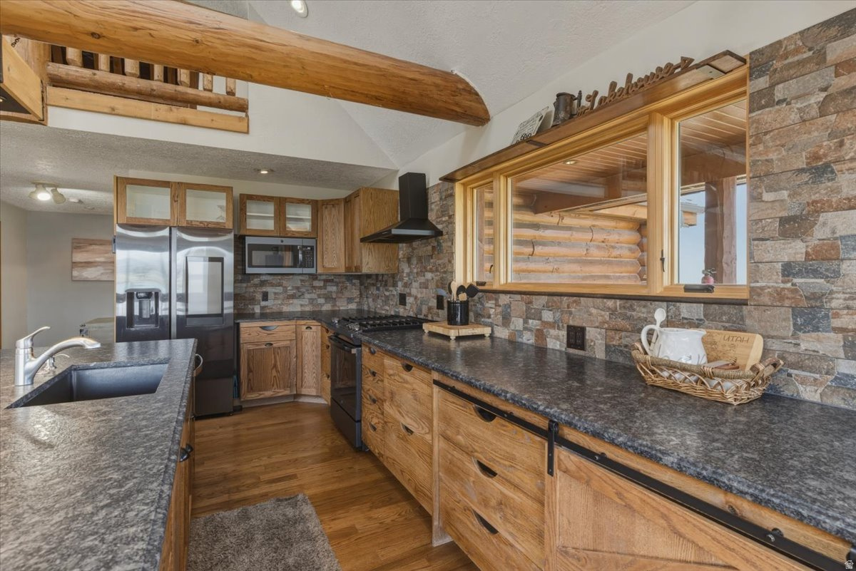 RADFORD HILLS - Residential
