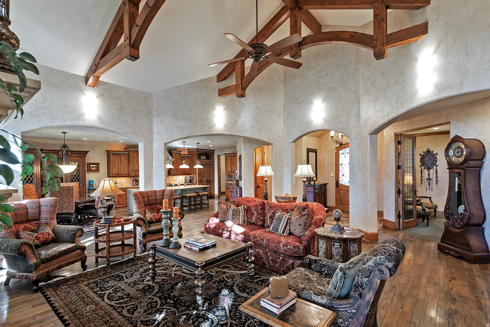 FALCON COVE - Residential