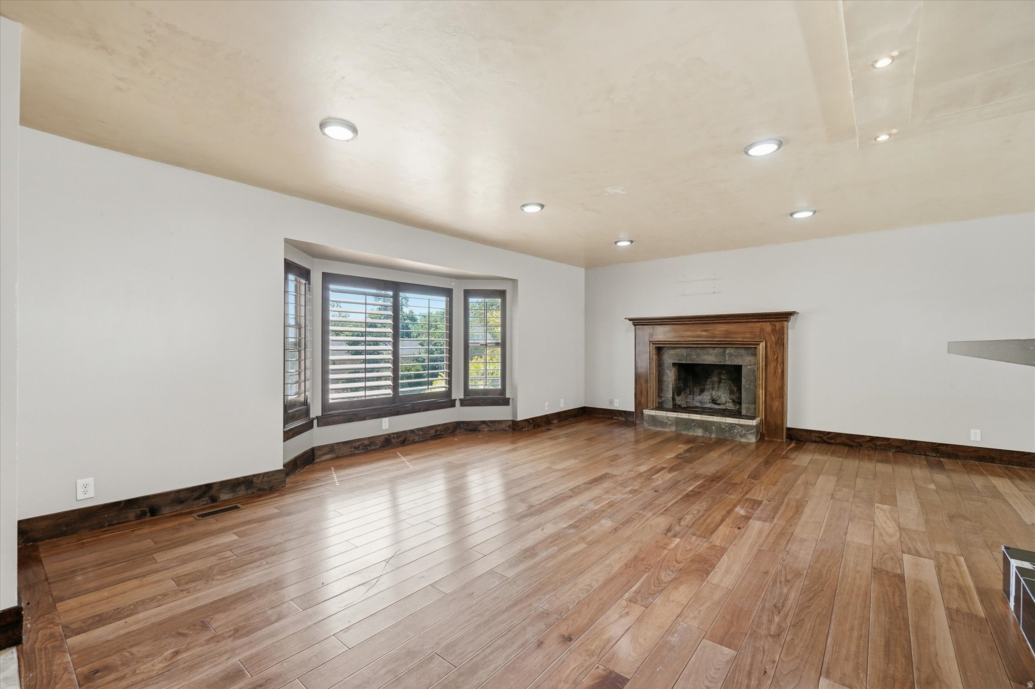 WOODS - Residential