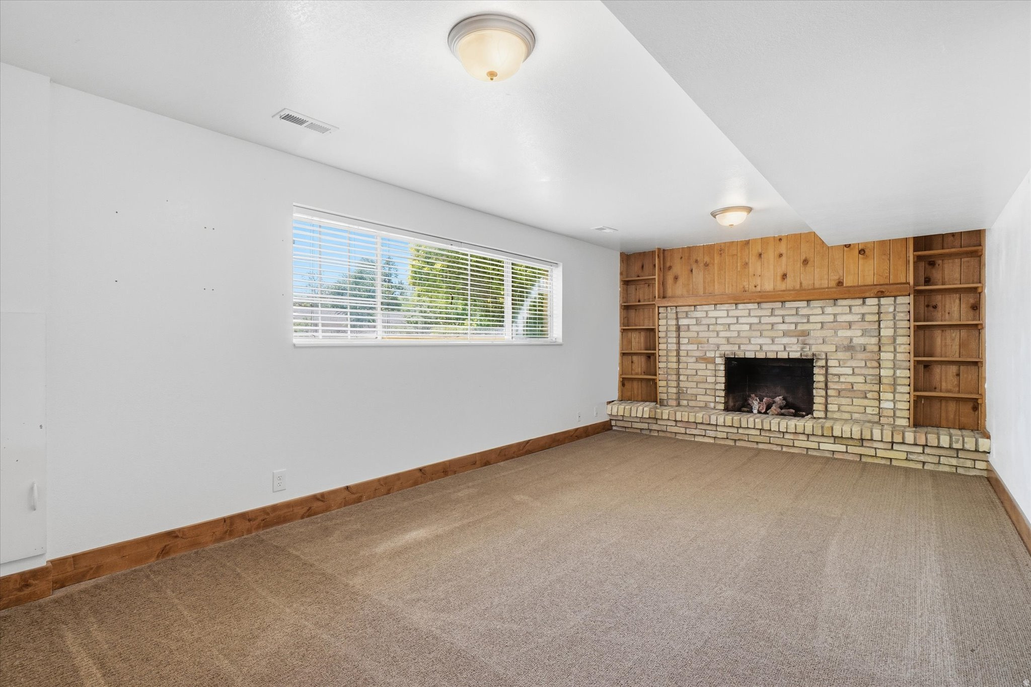 WOODS - Residential