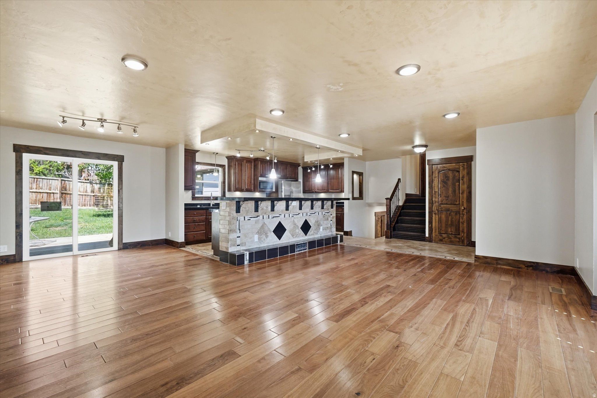 WOODS - Residential
