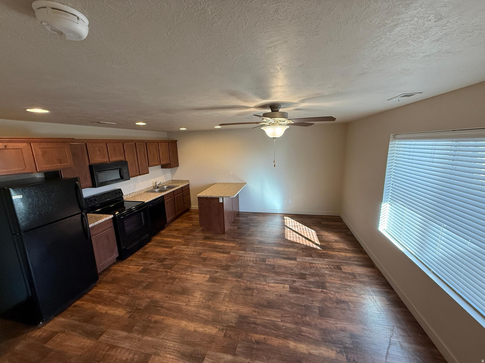 EDGEWATER EXTENSION AT GENEVA PHASE 12 - Residential