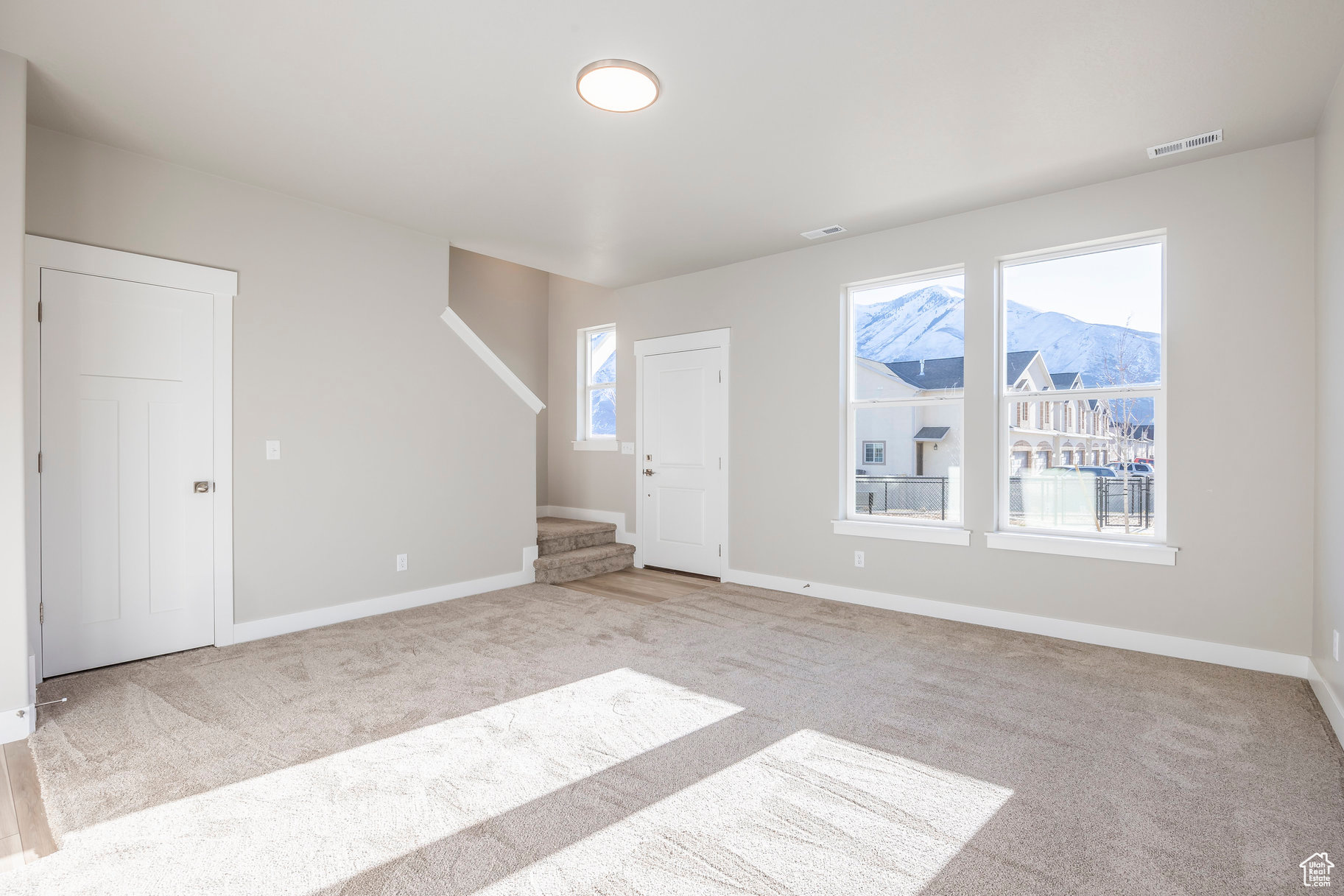RIDGE - Residential
