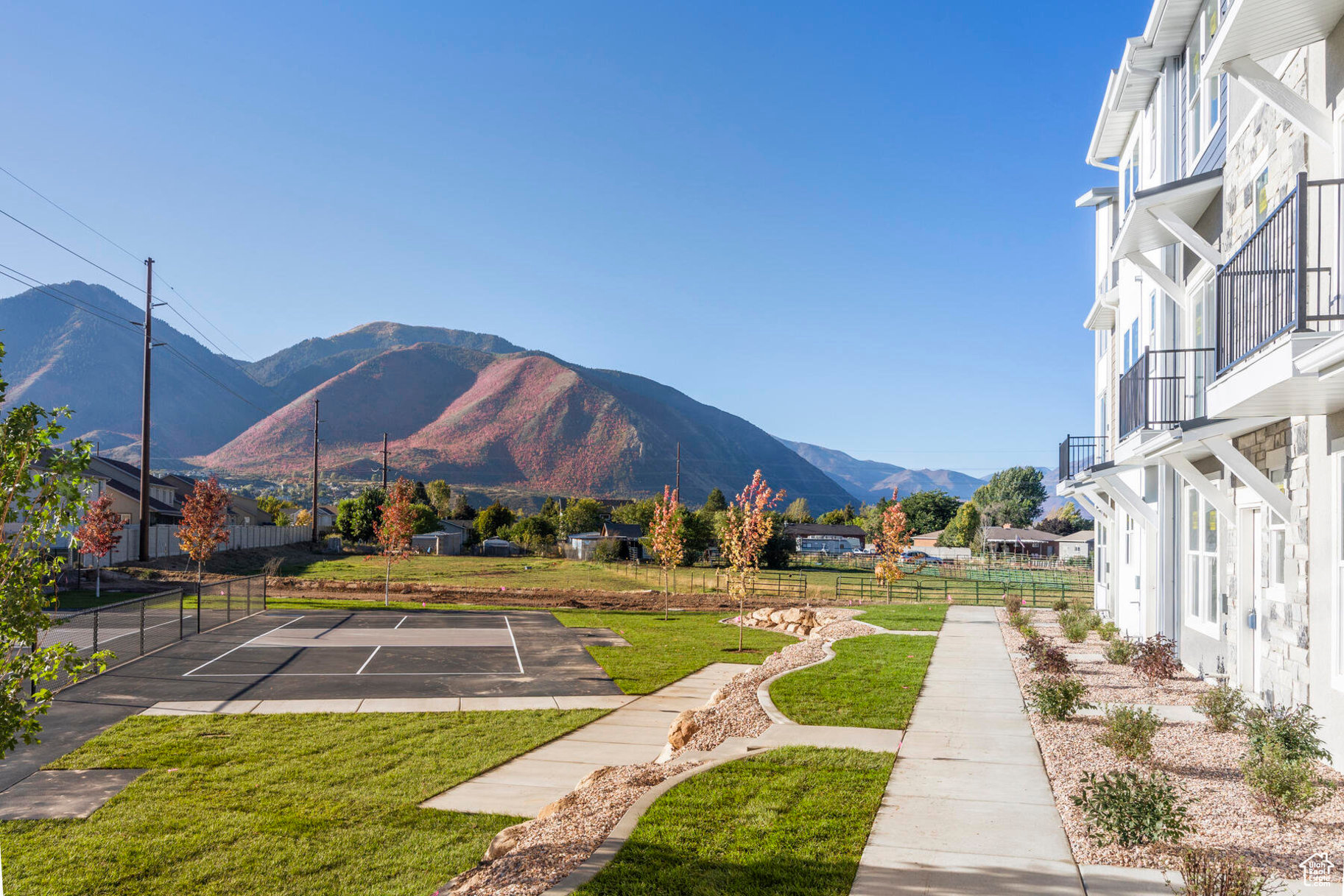 RIDGE - Residential