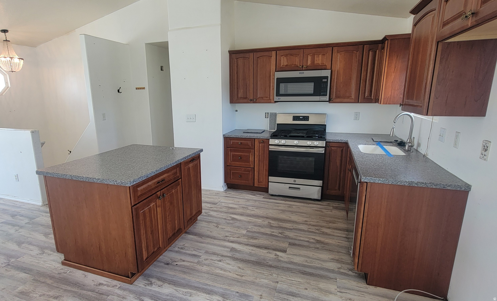 PRAIRIE CROSSING - Residential