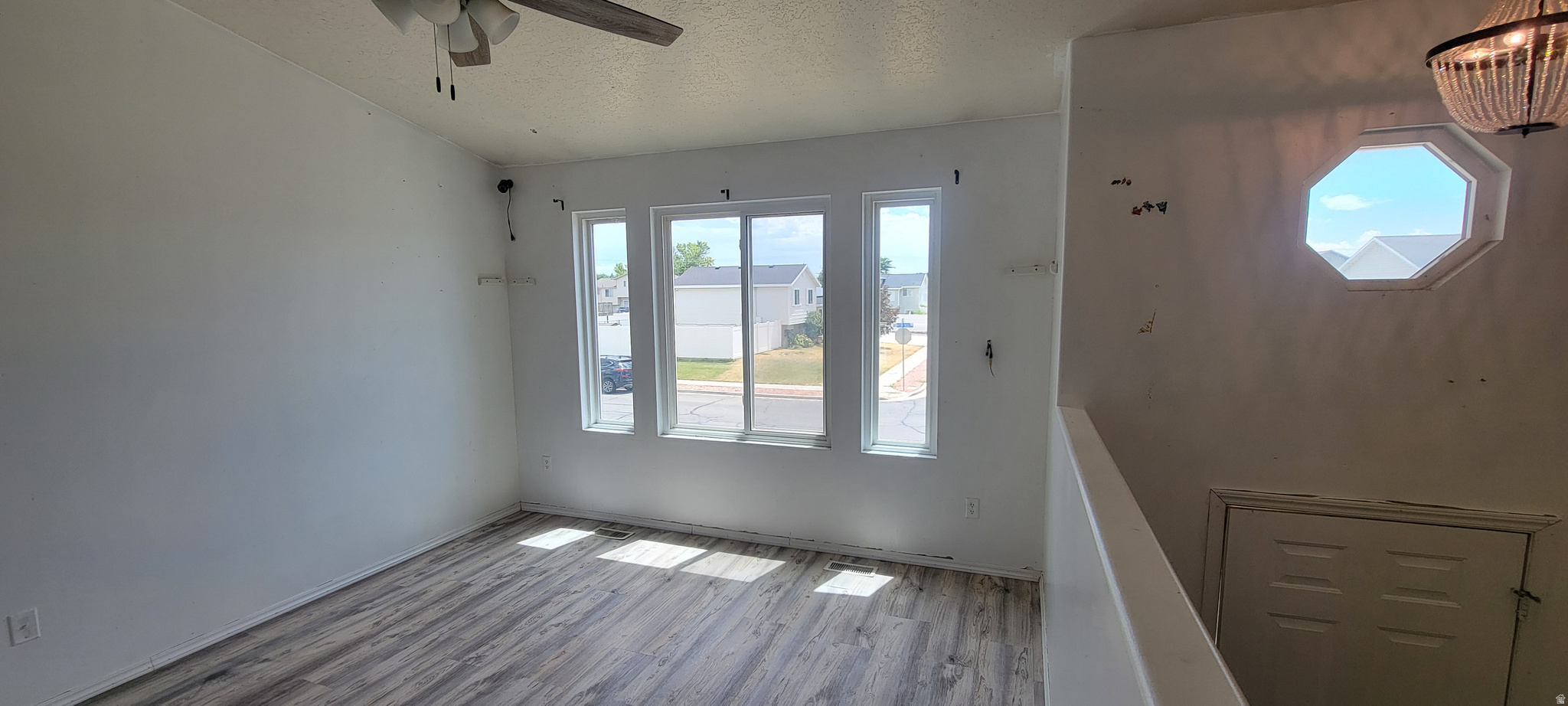 PRAIRIE CROSSING - Residential