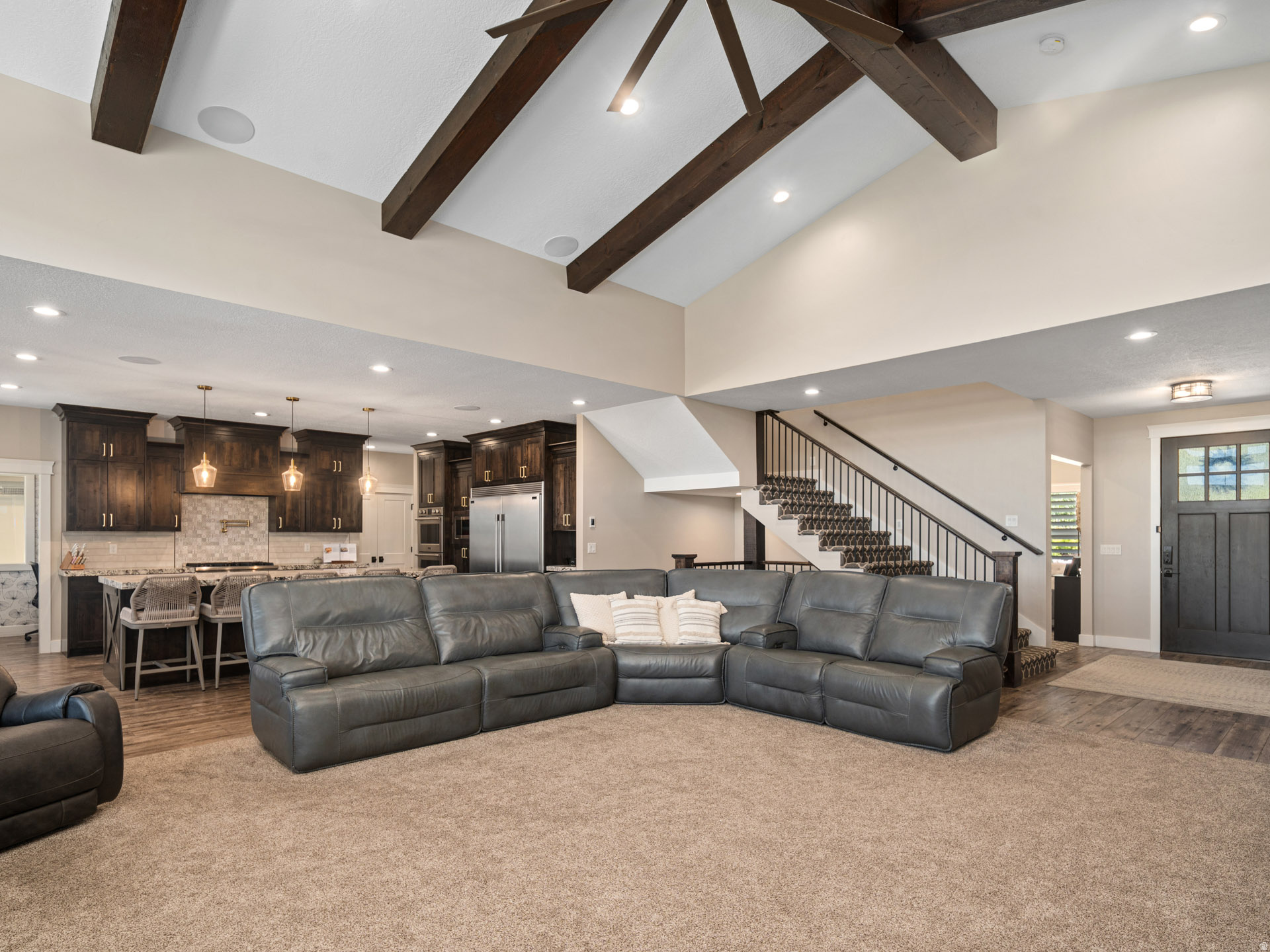 SUMMIT AT SKI LAKE - Residential