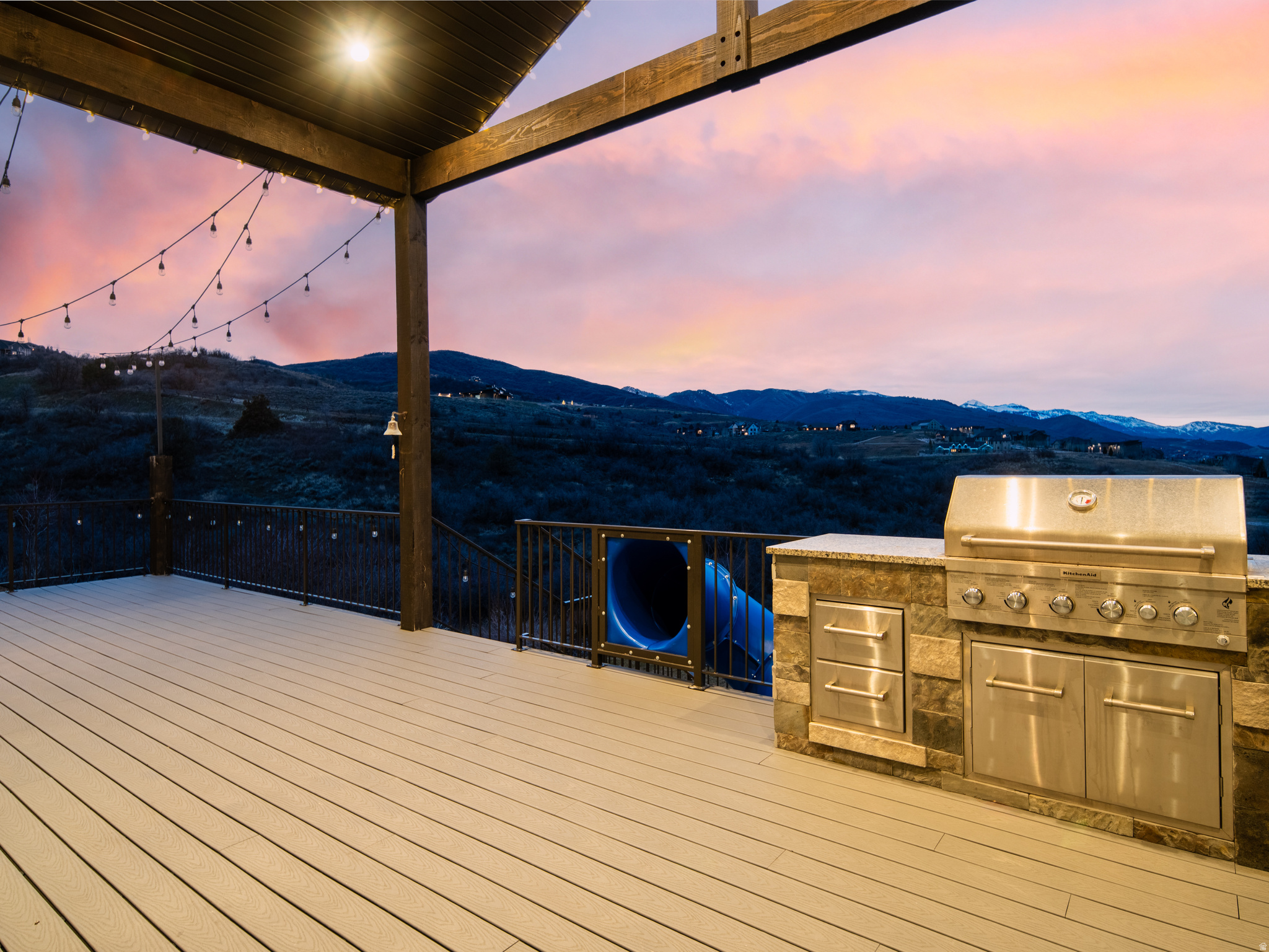 SUMMIT AT SKI LAKE - Residential