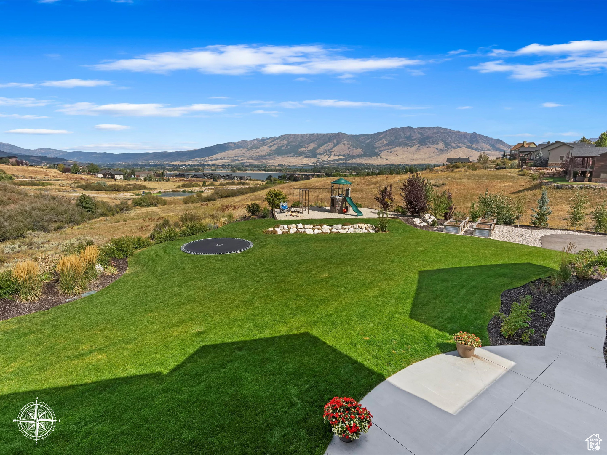SUMMIT AT SKI LAKE - Residential