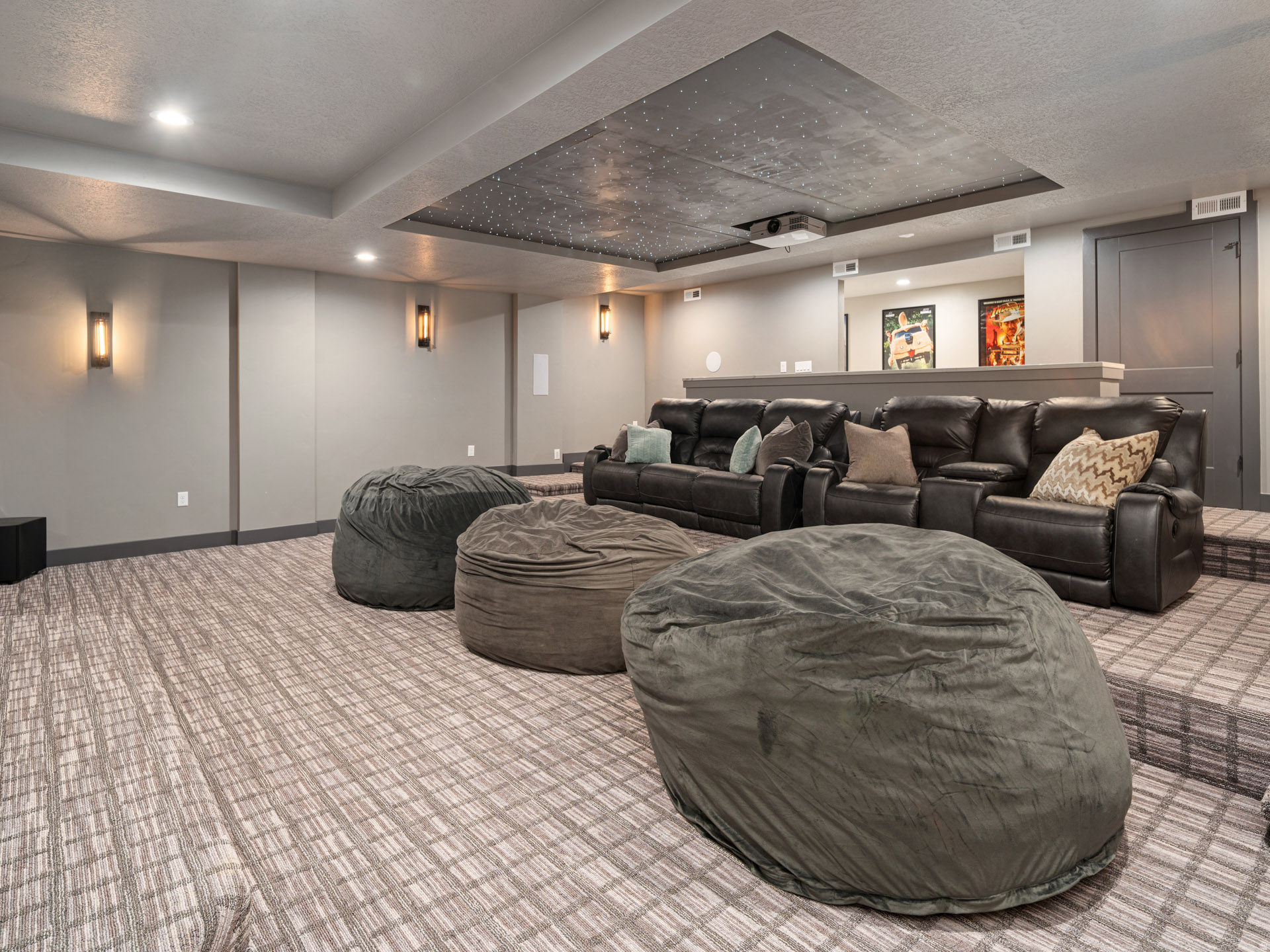 SUMMIT AT SKI LAKE - Residential