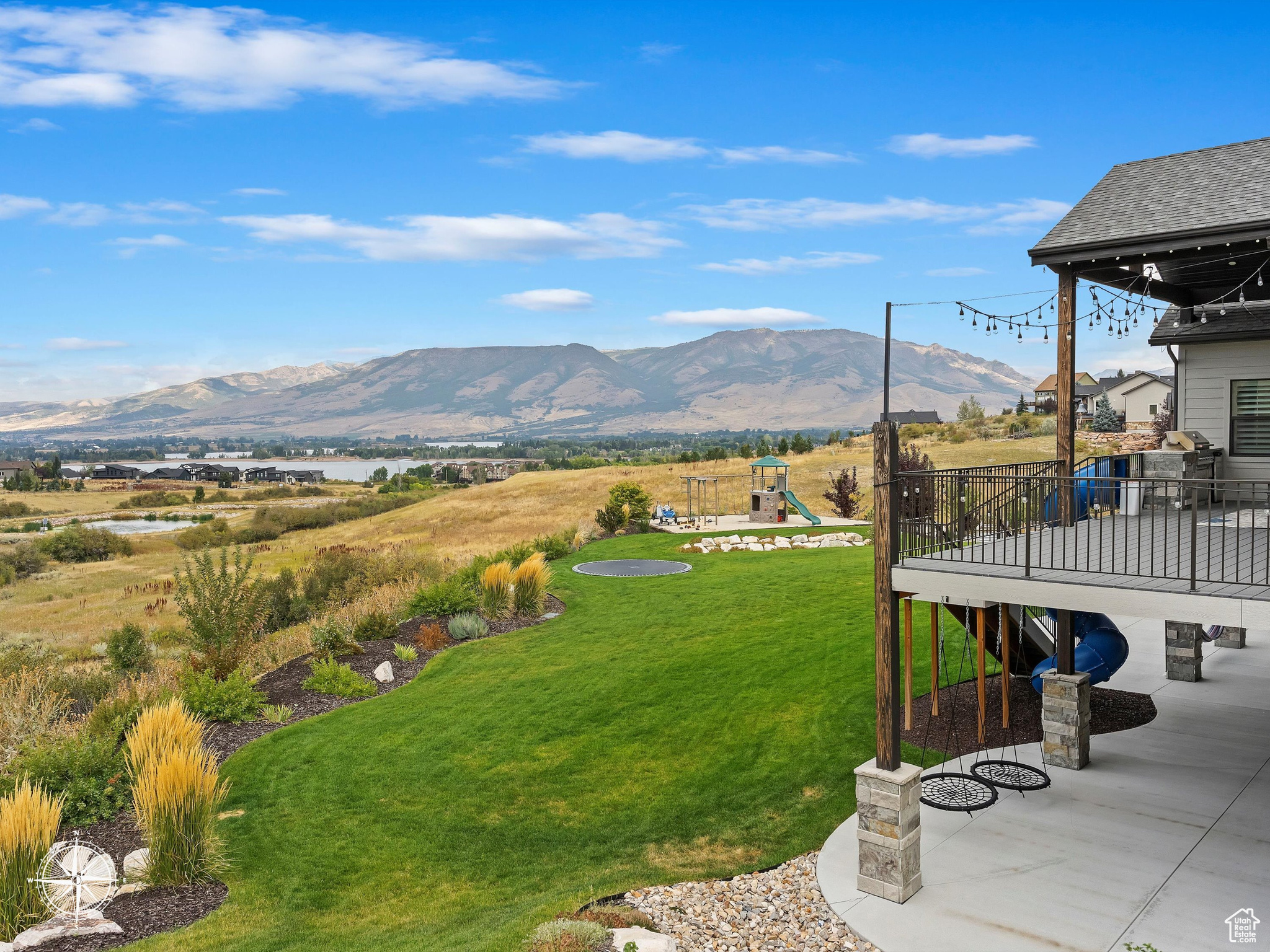 SUMMIT AT SKI LAKE - Residential