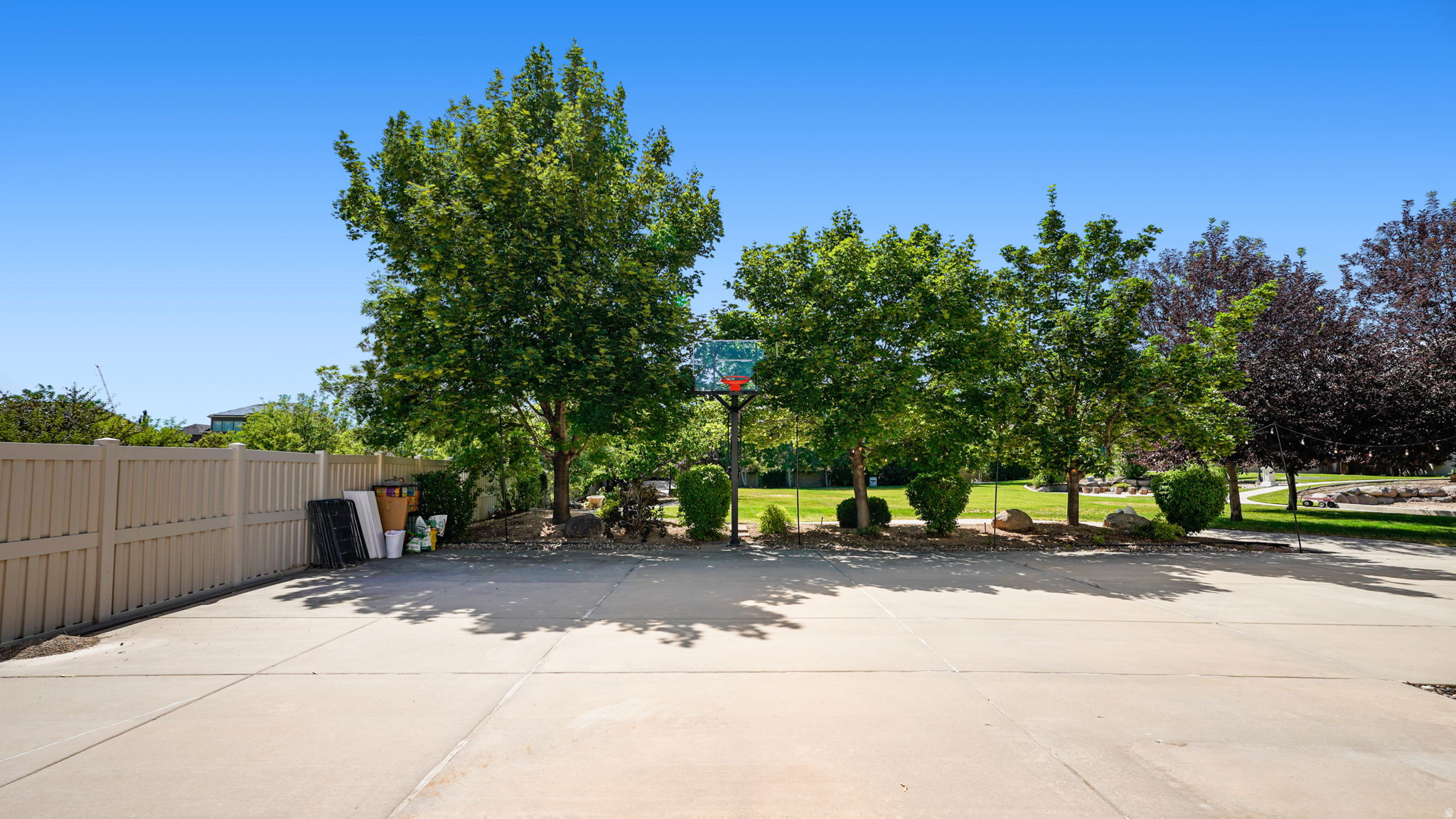 DRY CREEK - Residential
