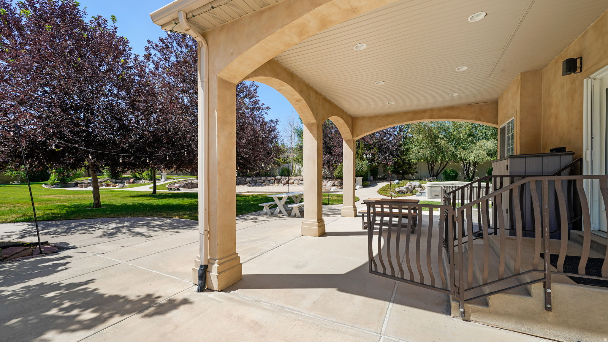 DRY CREEK - Residential