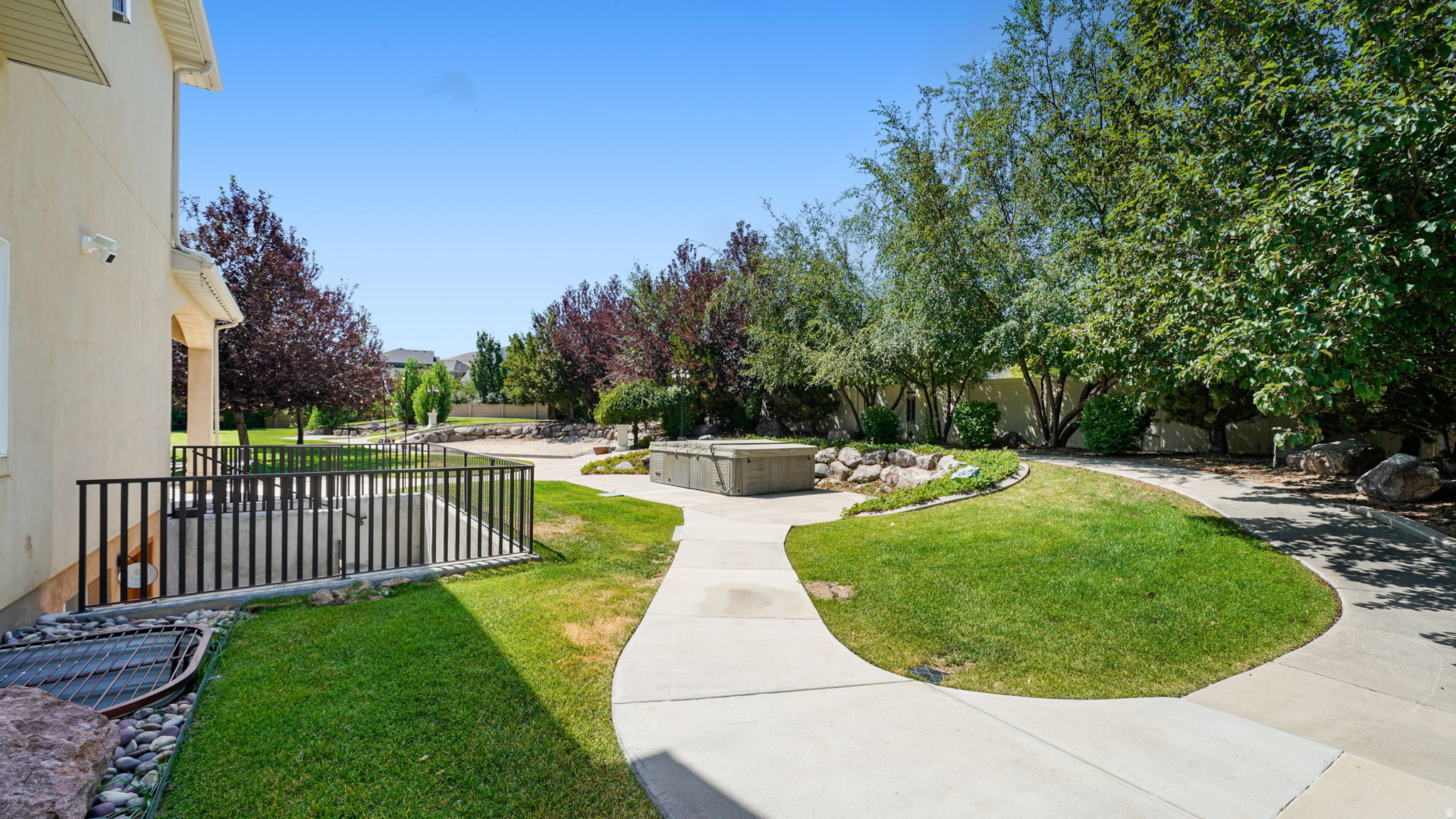 DRY CREEK - Residential