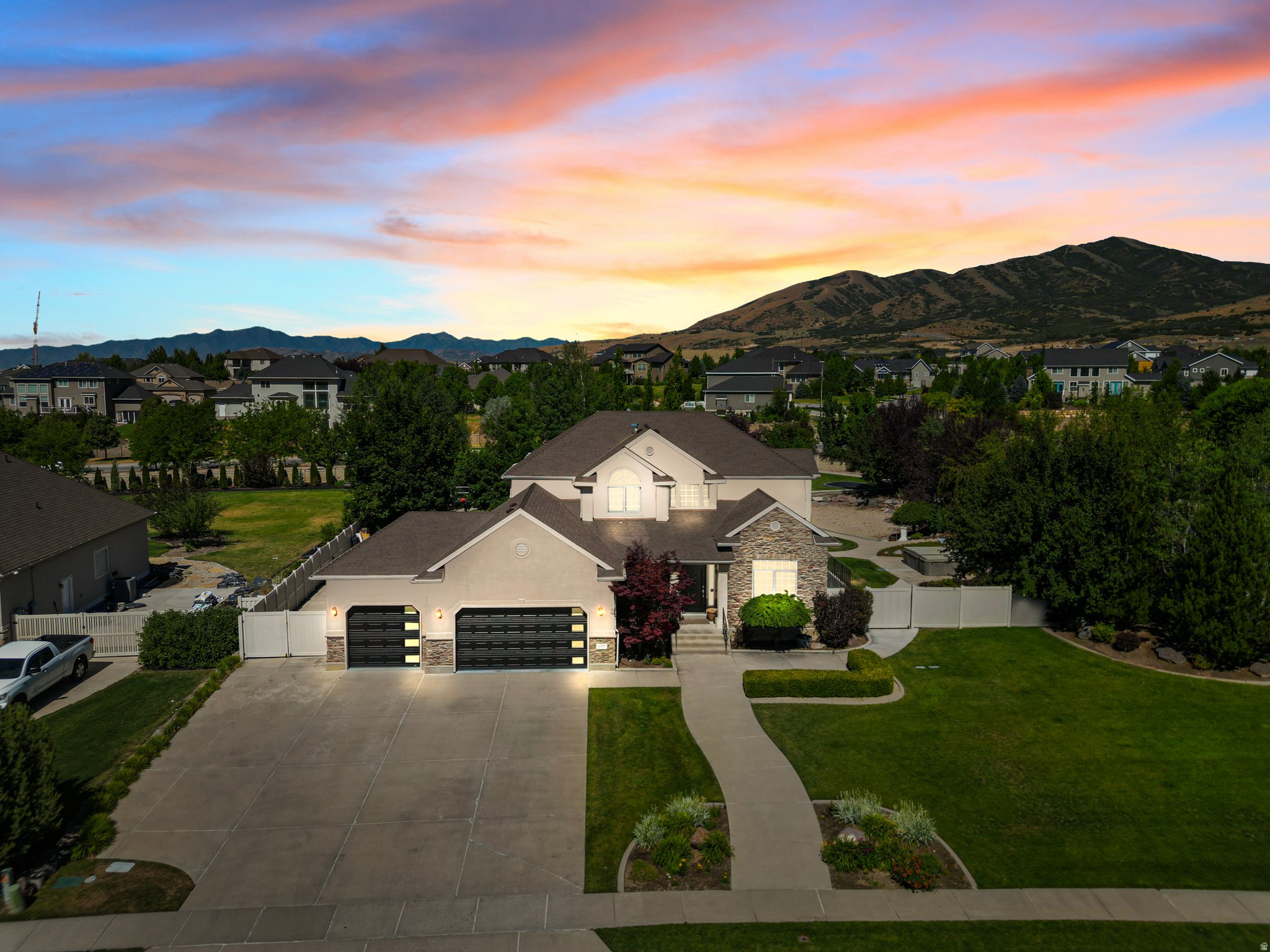DRY CREEK - Residential