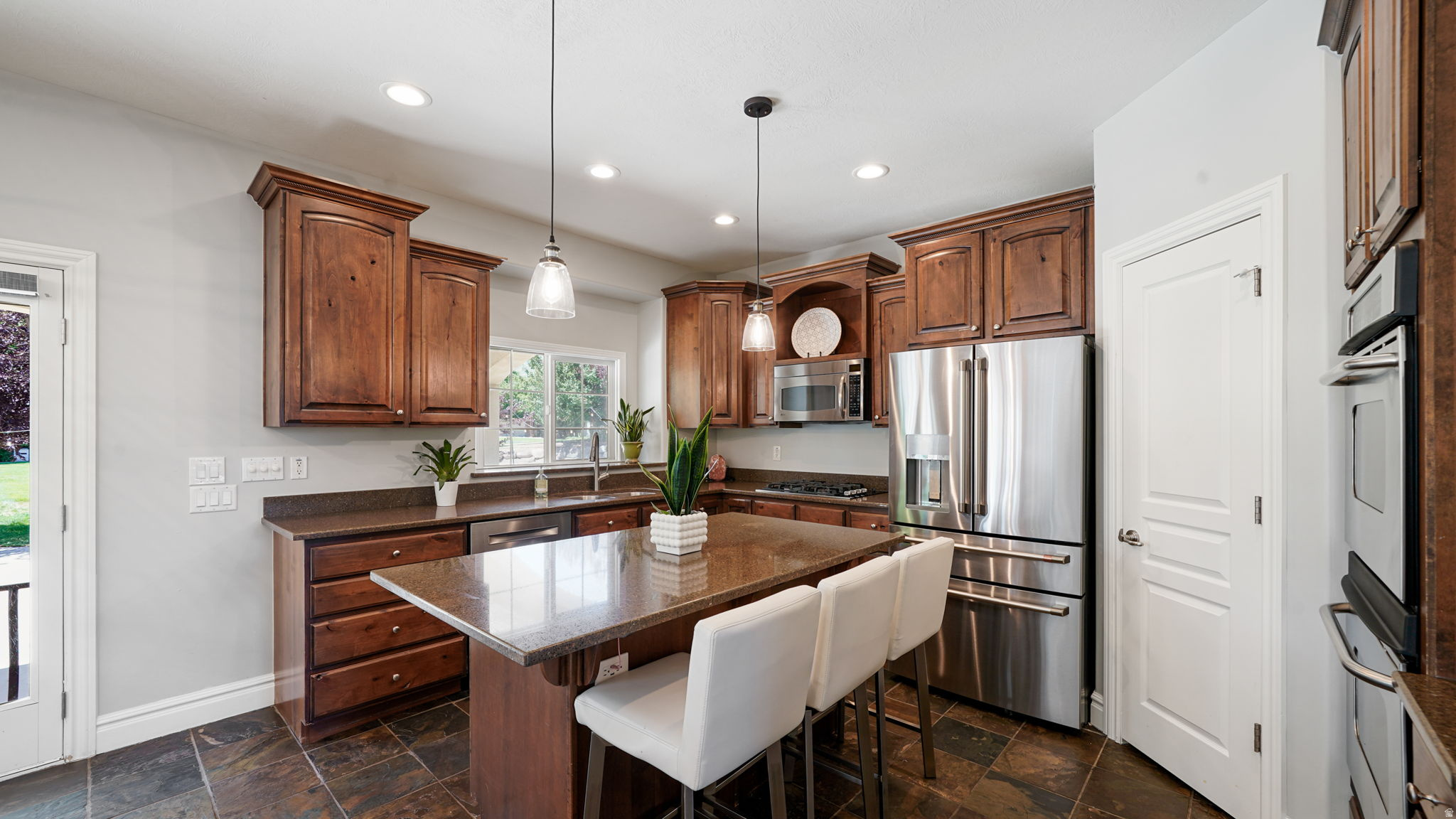 DRY CREEK - Residential