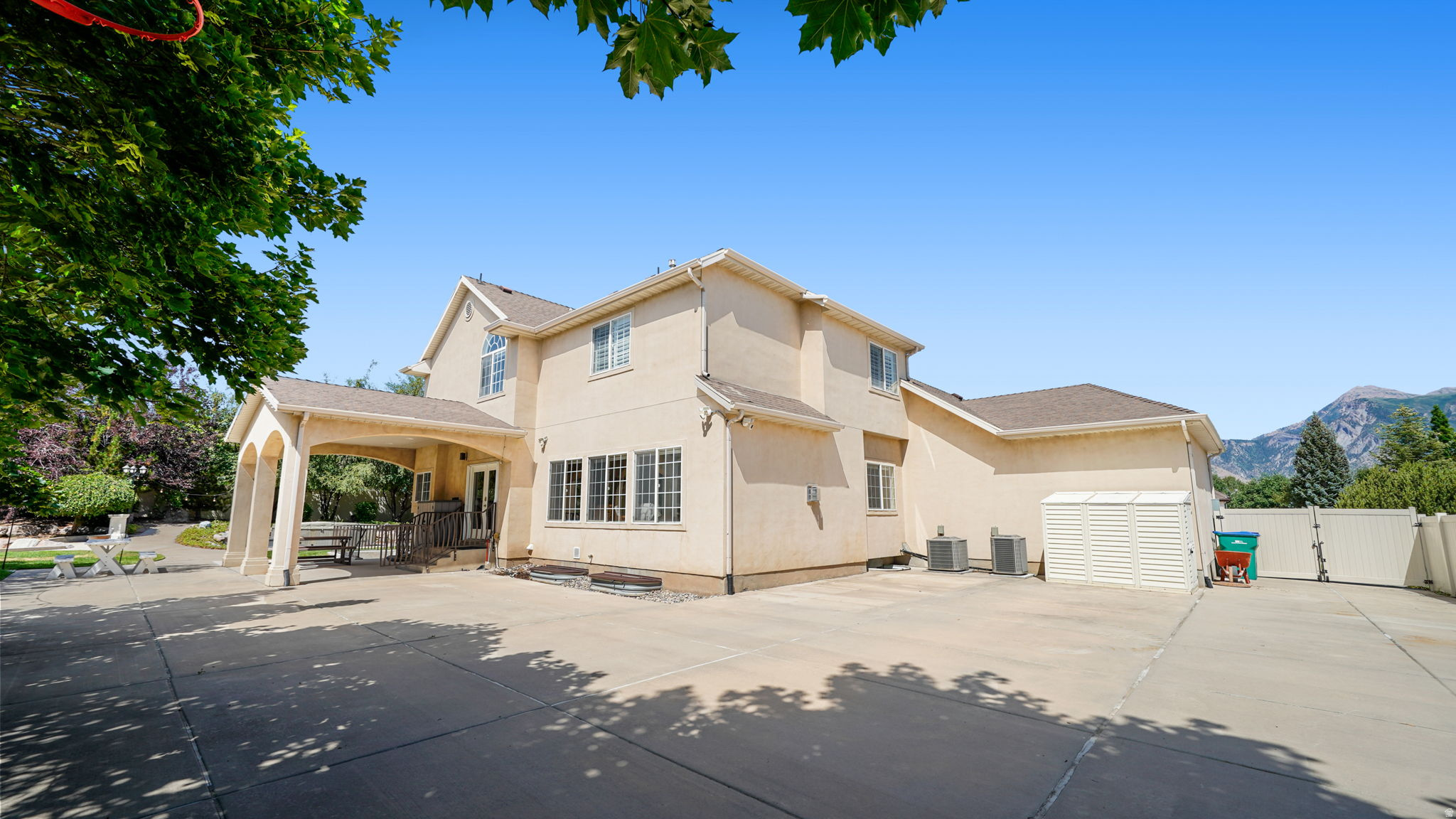 DRY CREEK - Residential