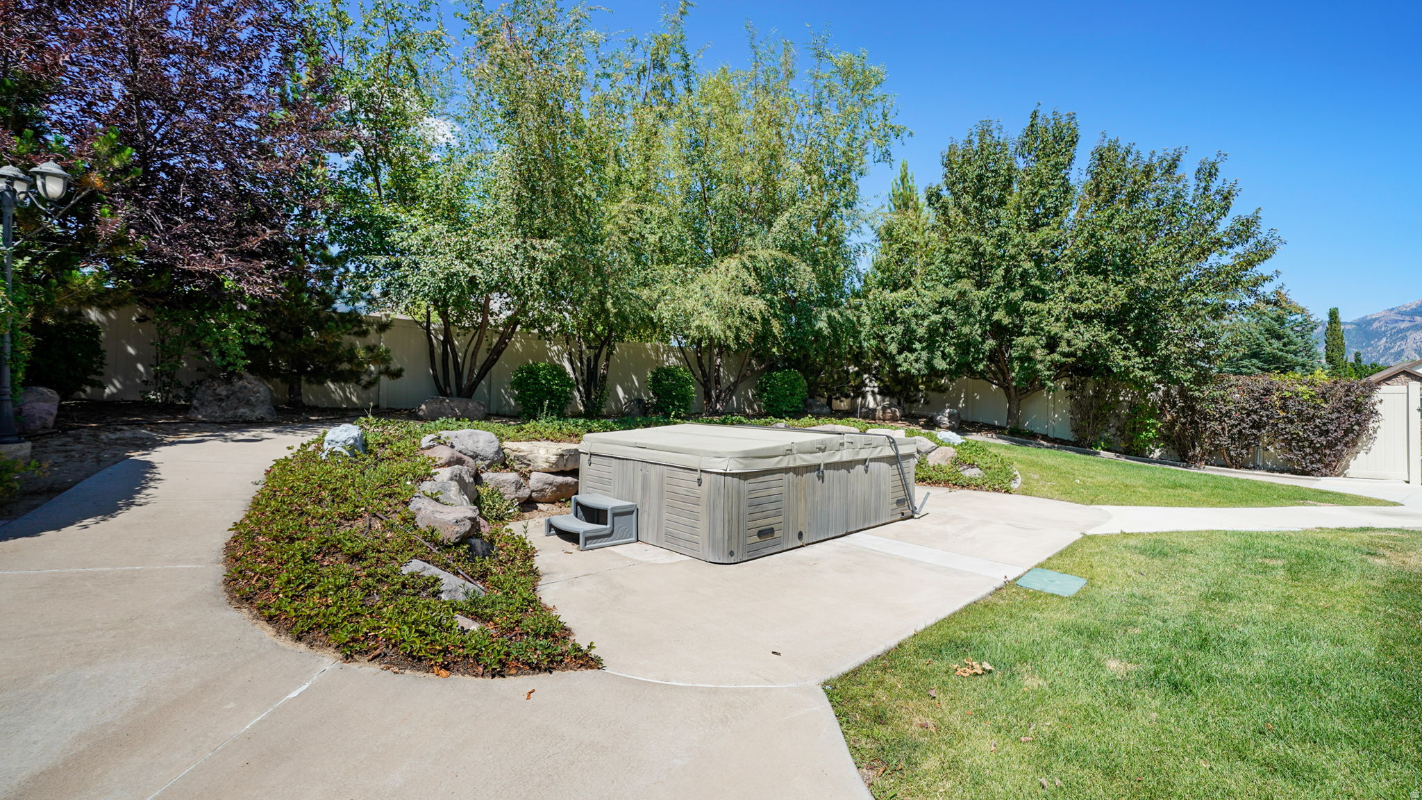 DRY CREEK - Residential