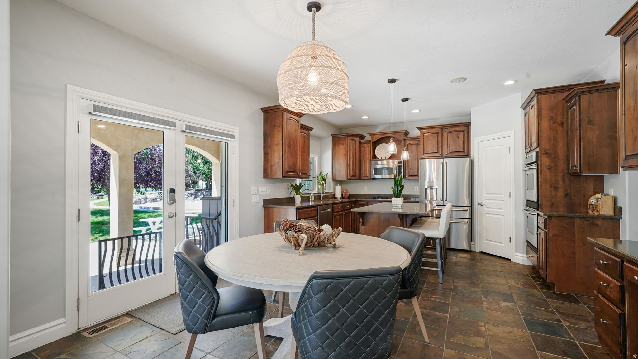 DRY CREEK - Residential