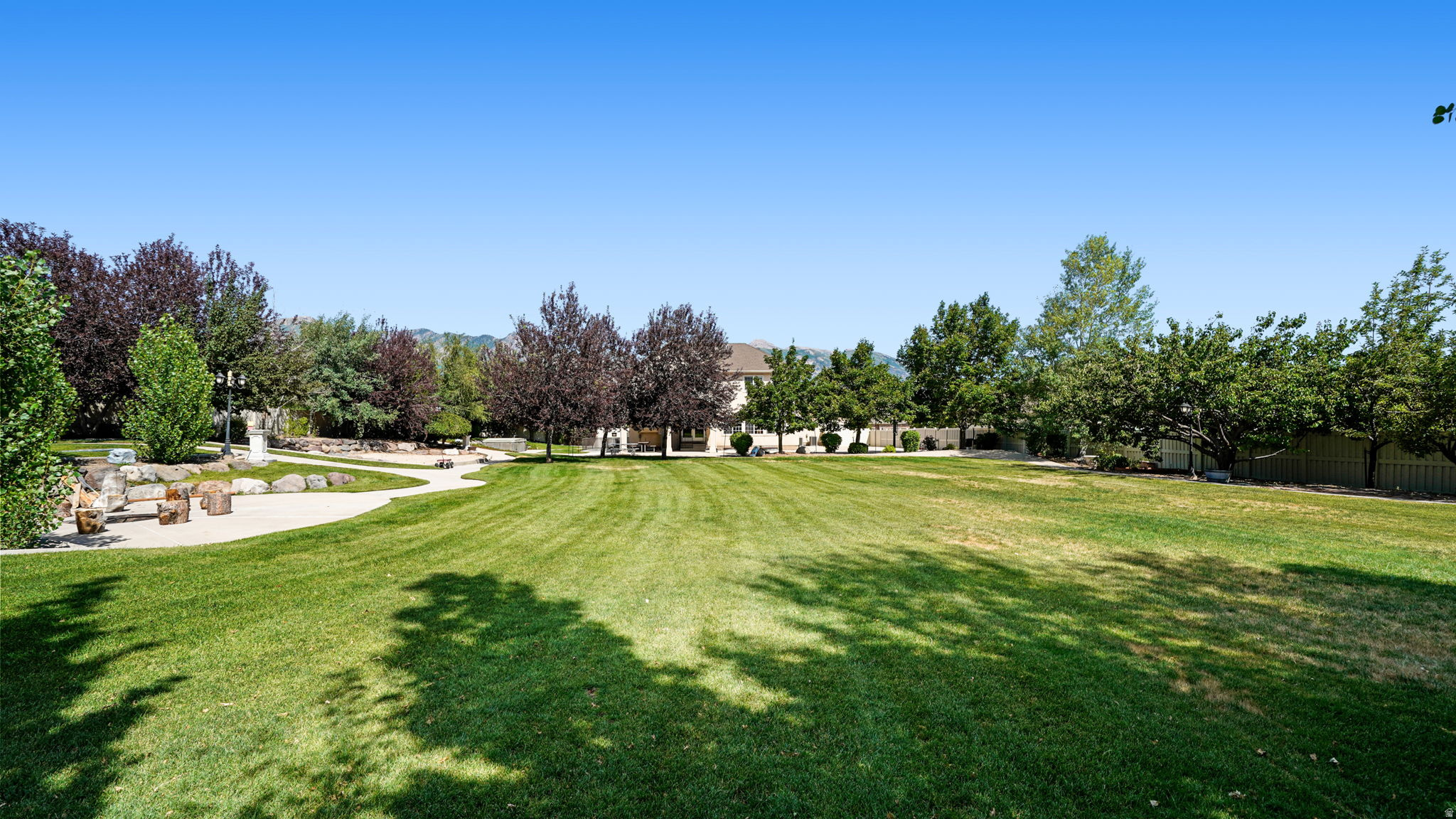 DRY CREEK - Residential