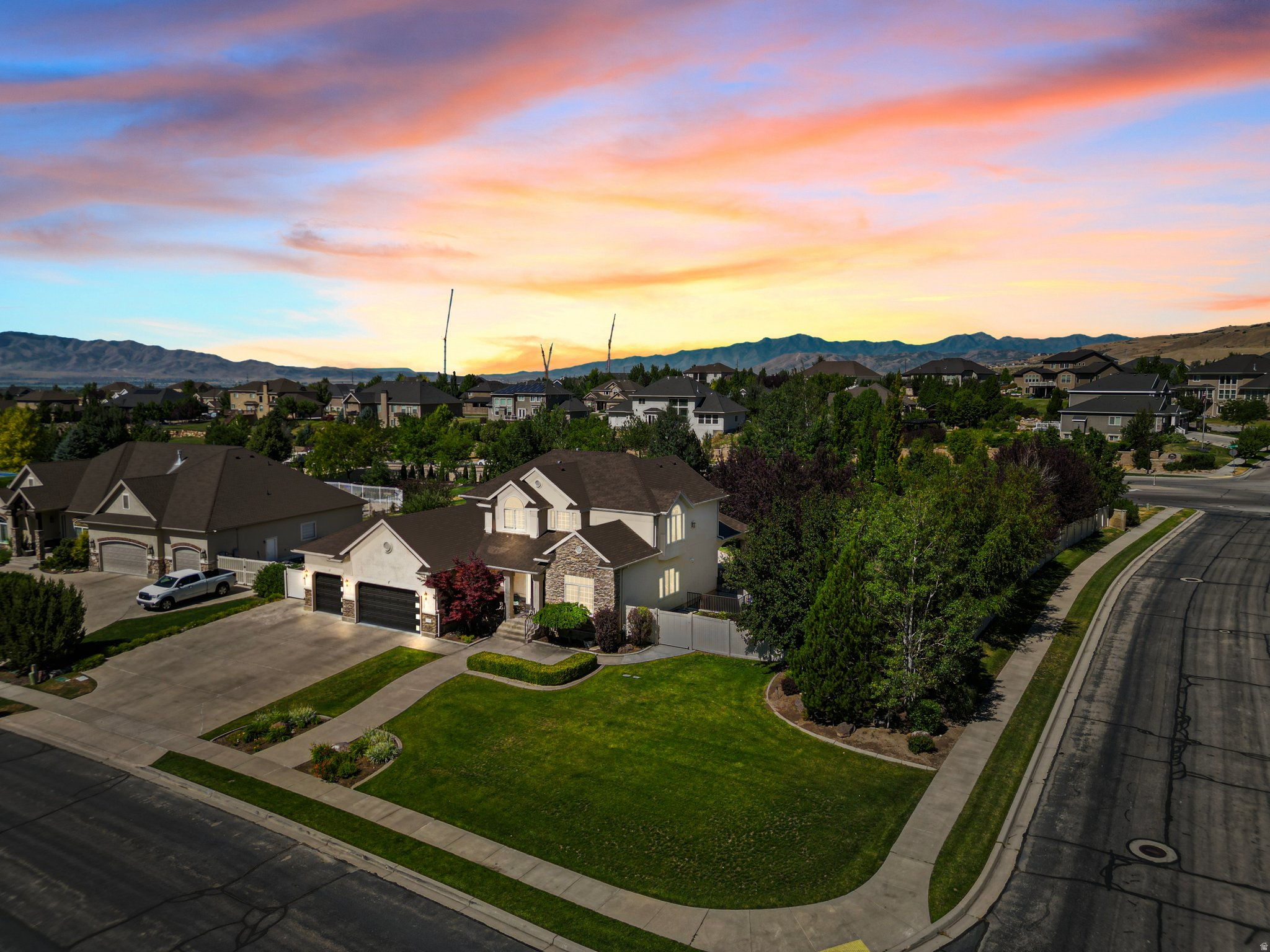 DRY CREEK - Residential
