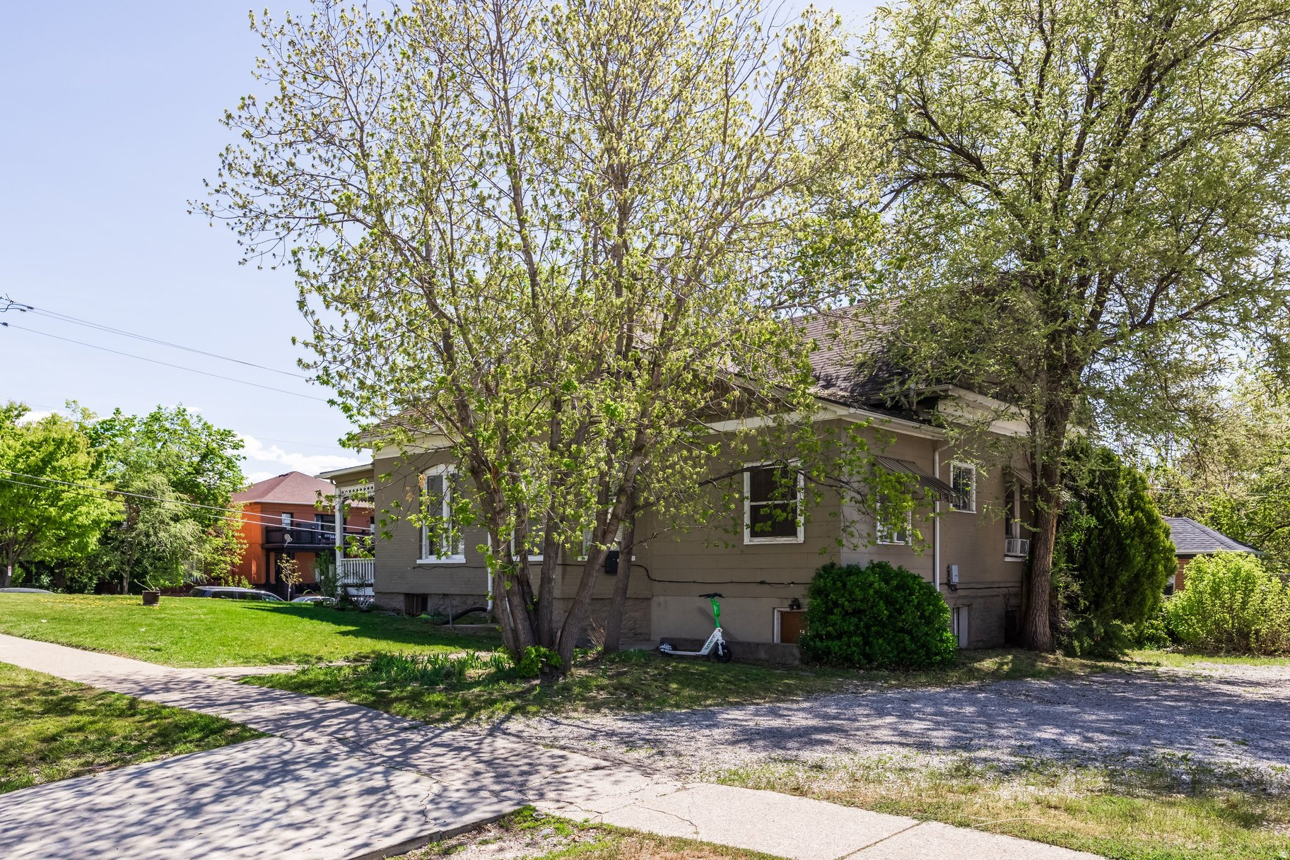 AVENUES - Residential