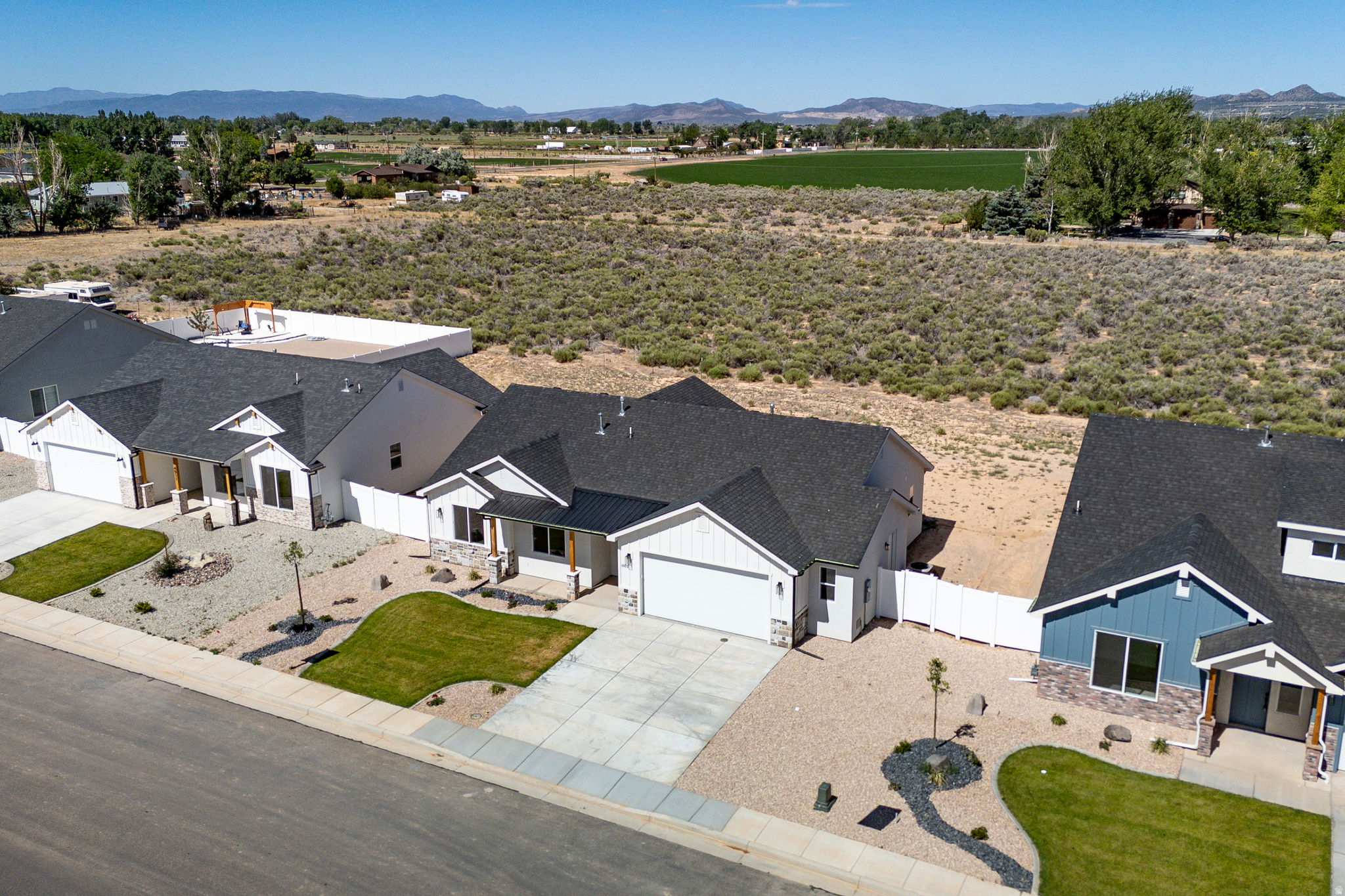 PINE VIEW ESTATES - Residential