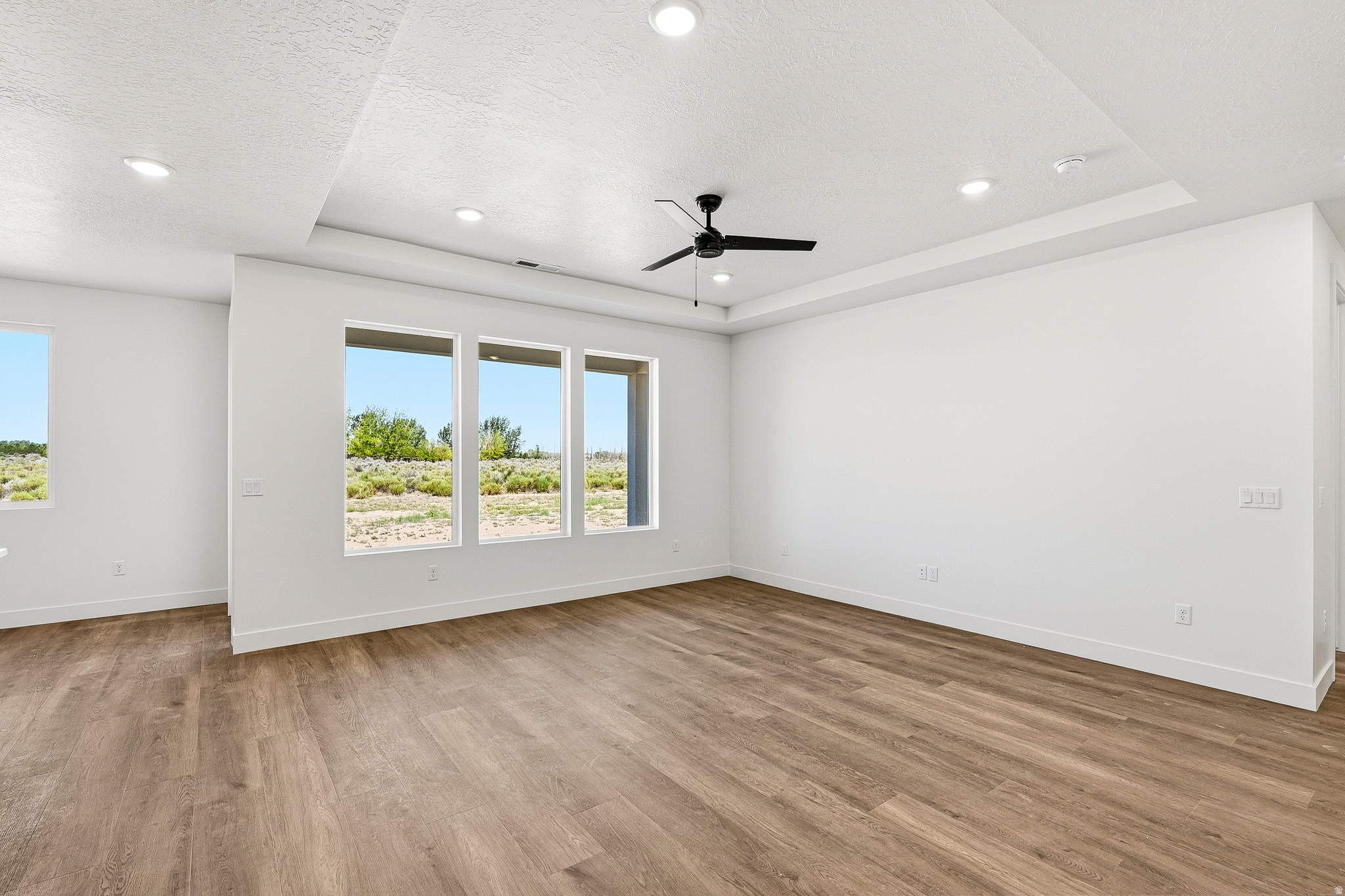 PINE VIEW ESTATES - Residential