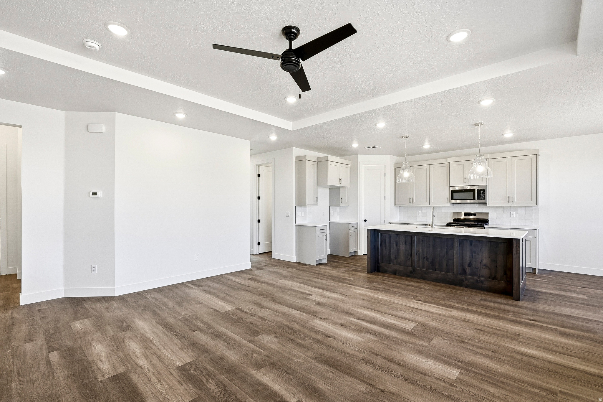 PINE VIEW ESTATES - Residential