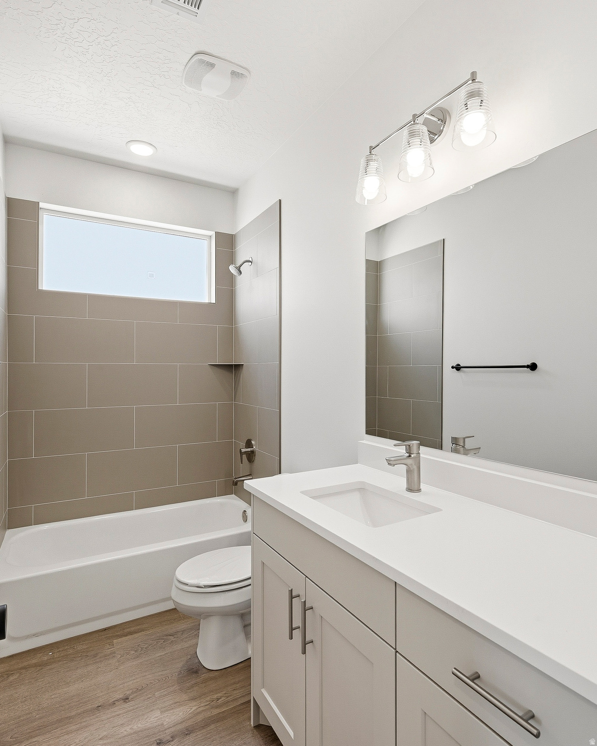 PINE VIEW ESTATES - Residential