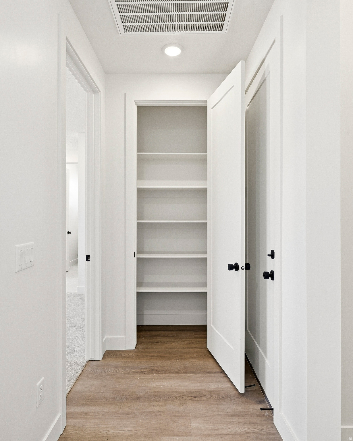 PINE VIEW ESTATES - Residential