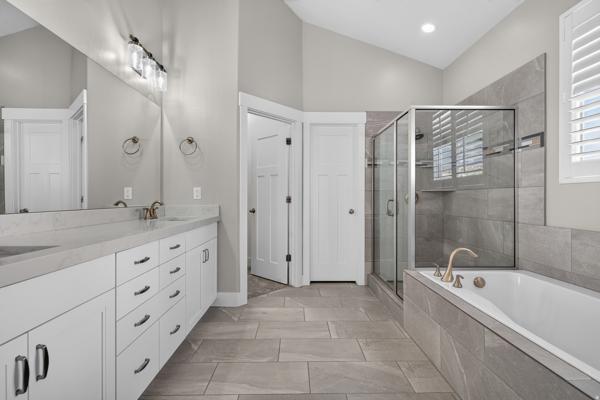 CROSSINGS @ TRAVERSE - Residential