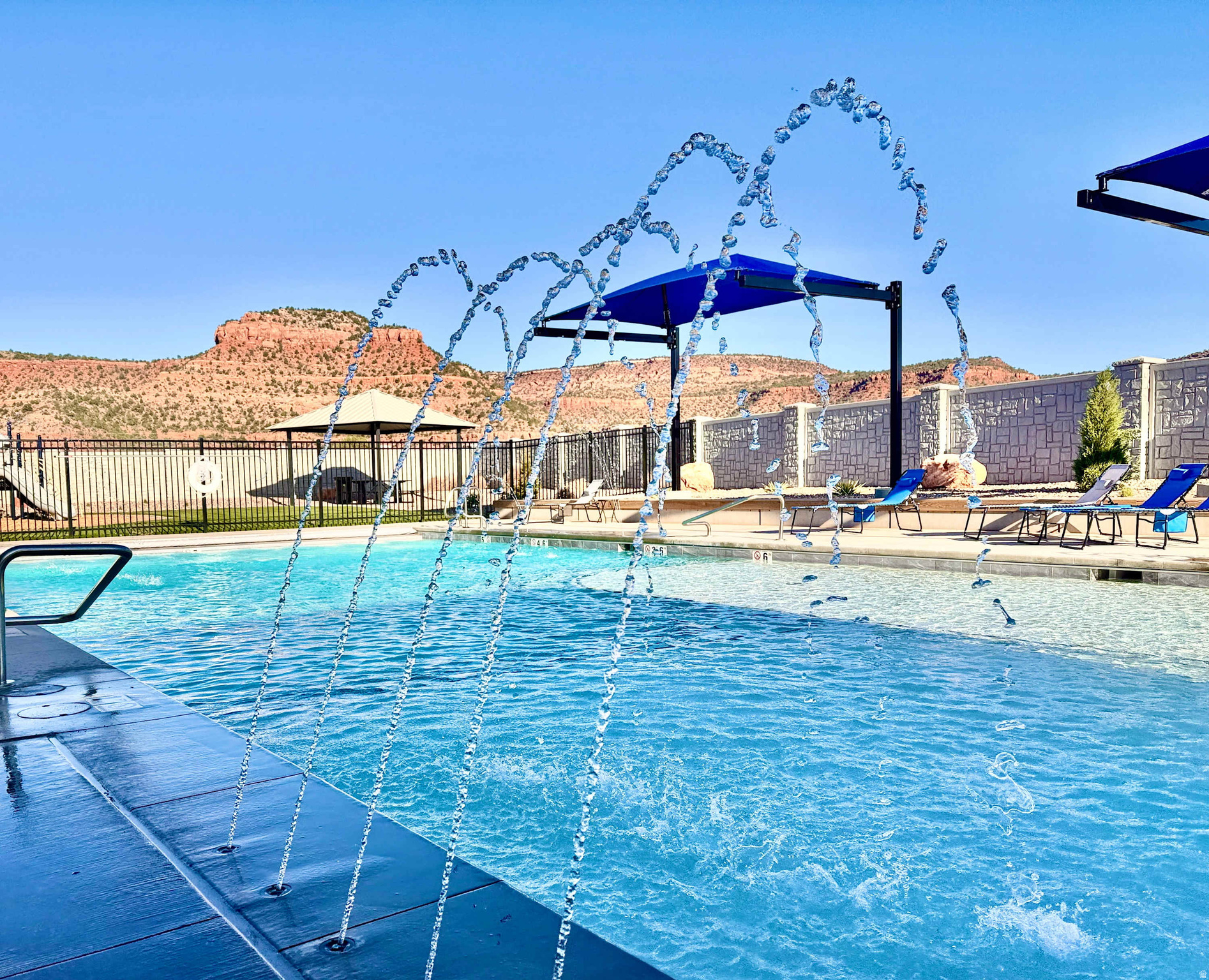 THE KIVAS AT CATORI CANYON - Residential