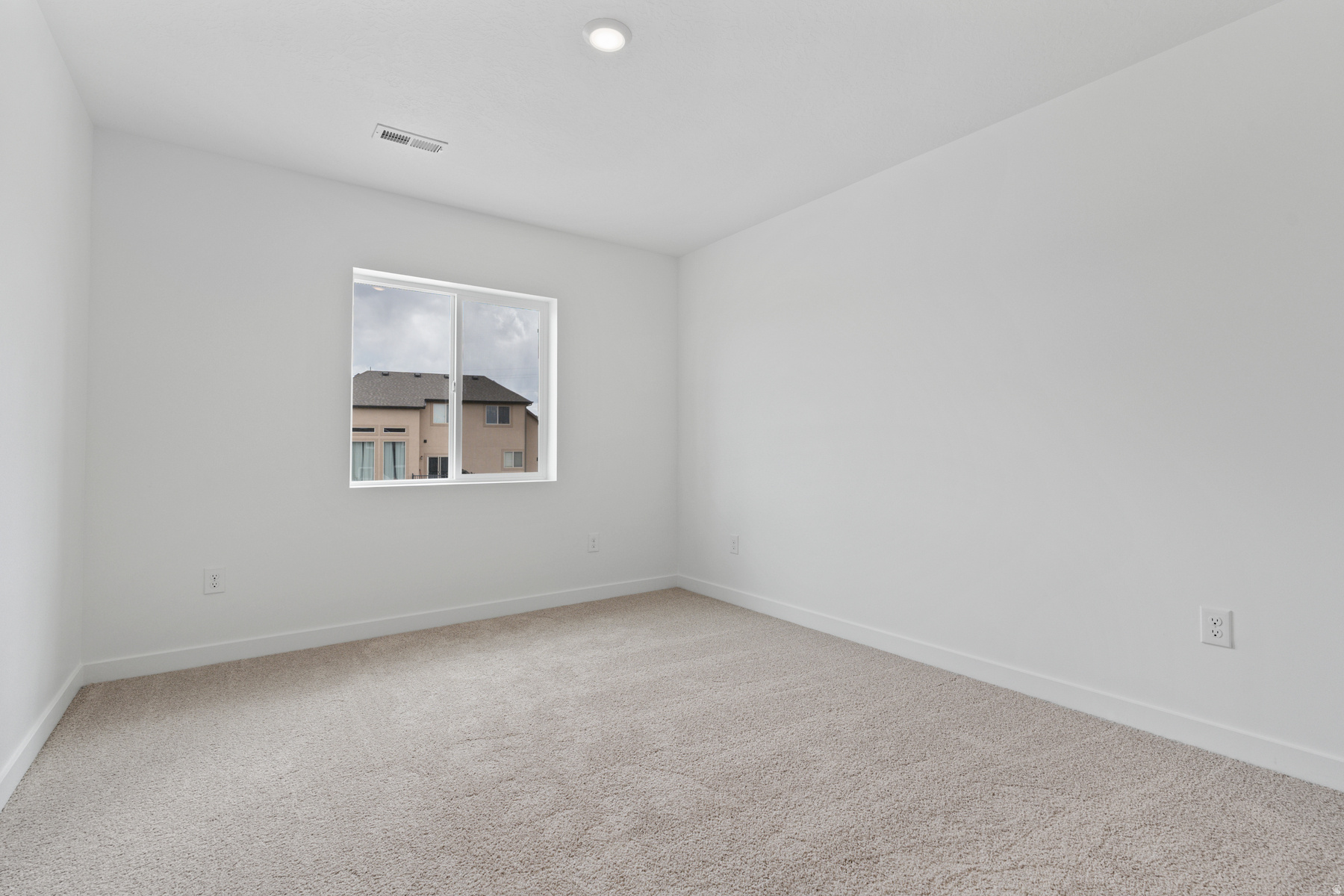 DESERT EDGE - Residential