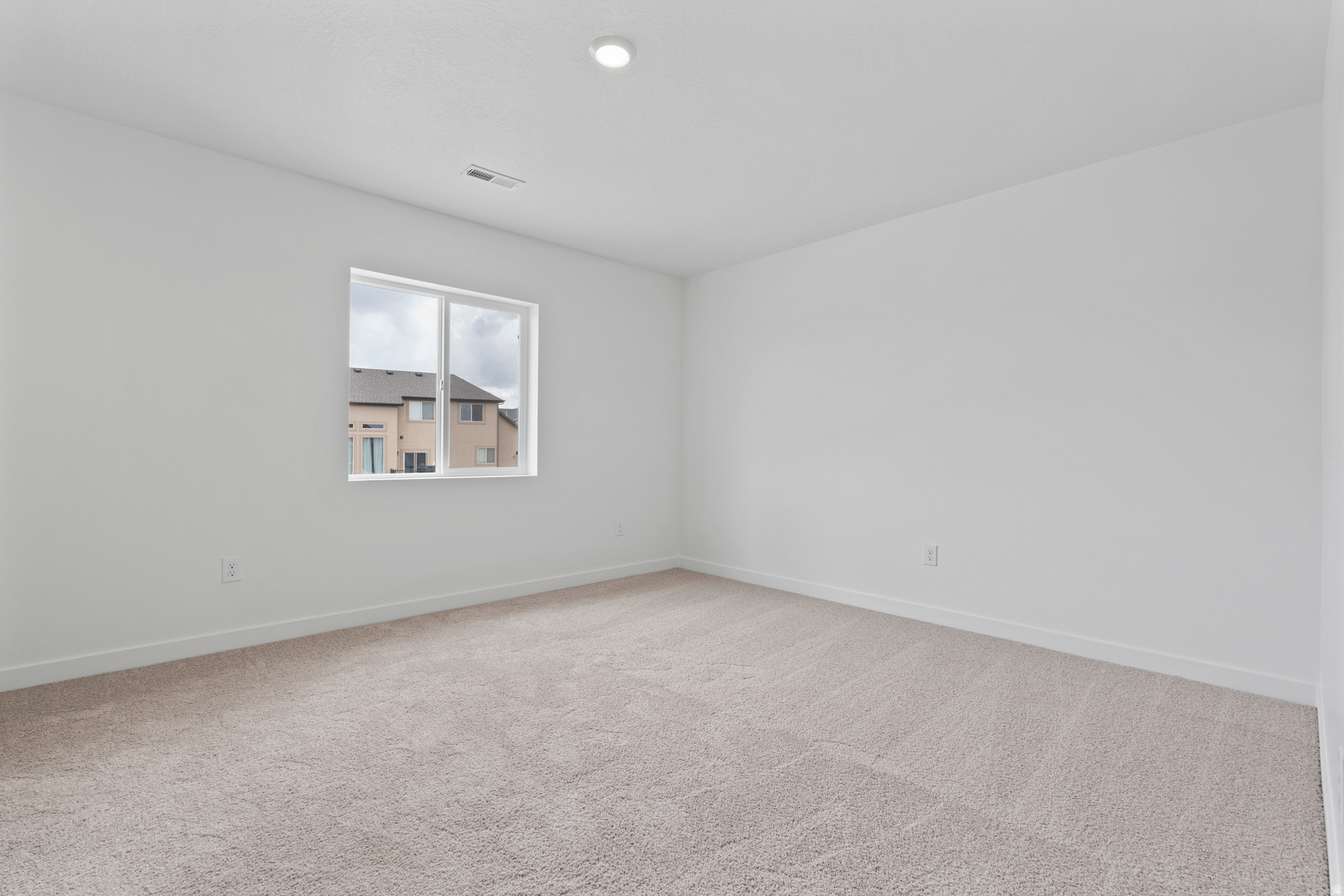 DESERT EDGE - Residential