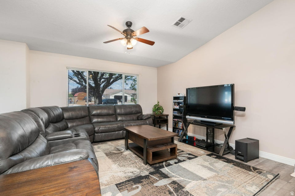 ORCHARD SPRINGS 4 - Residential