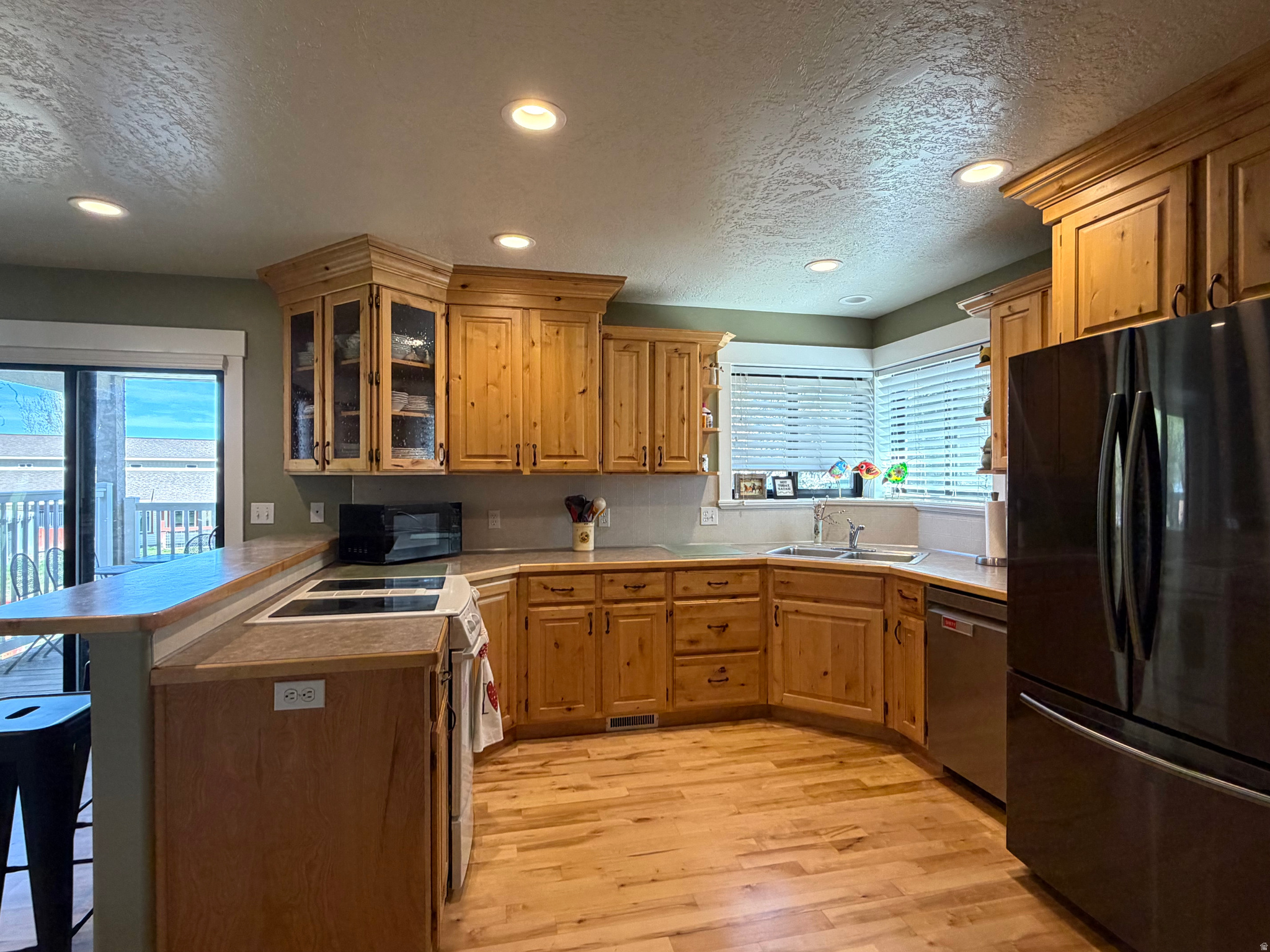 MEADOW RIDGE - Residential