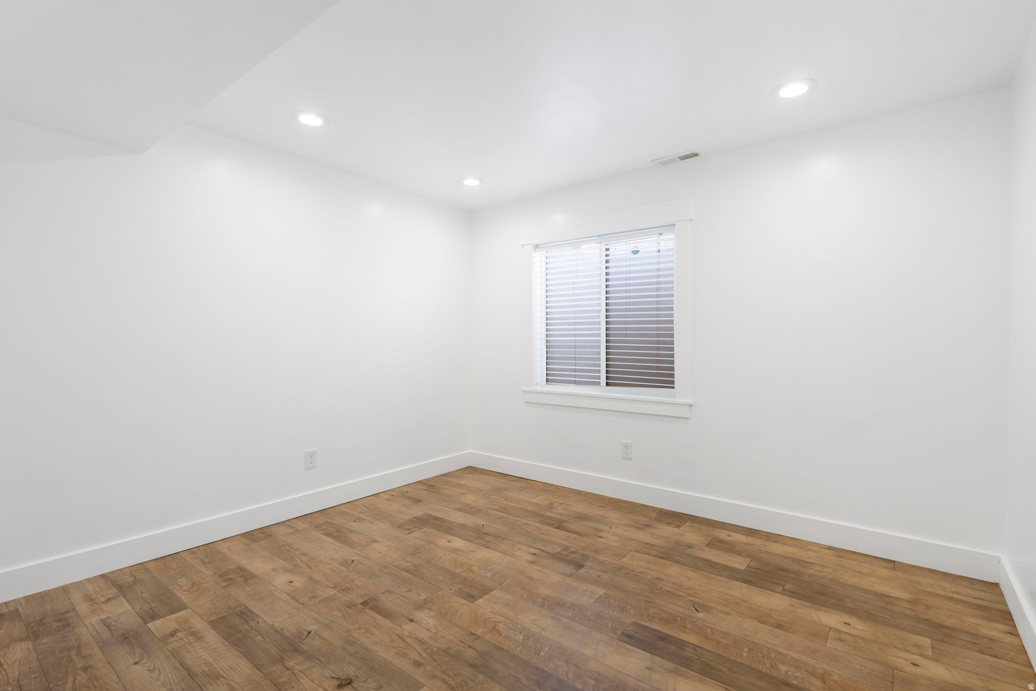 BROOKSIDE - Residential