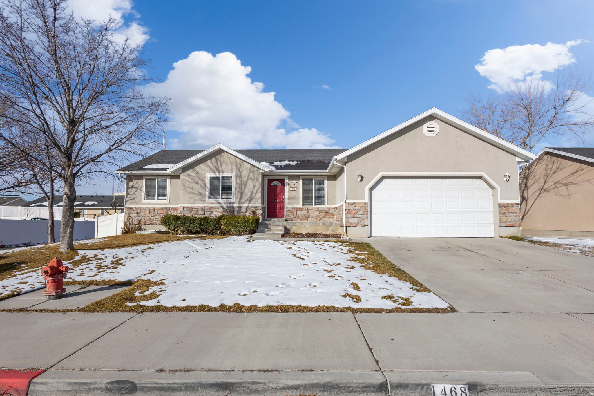 BROOKSIDE - Residential