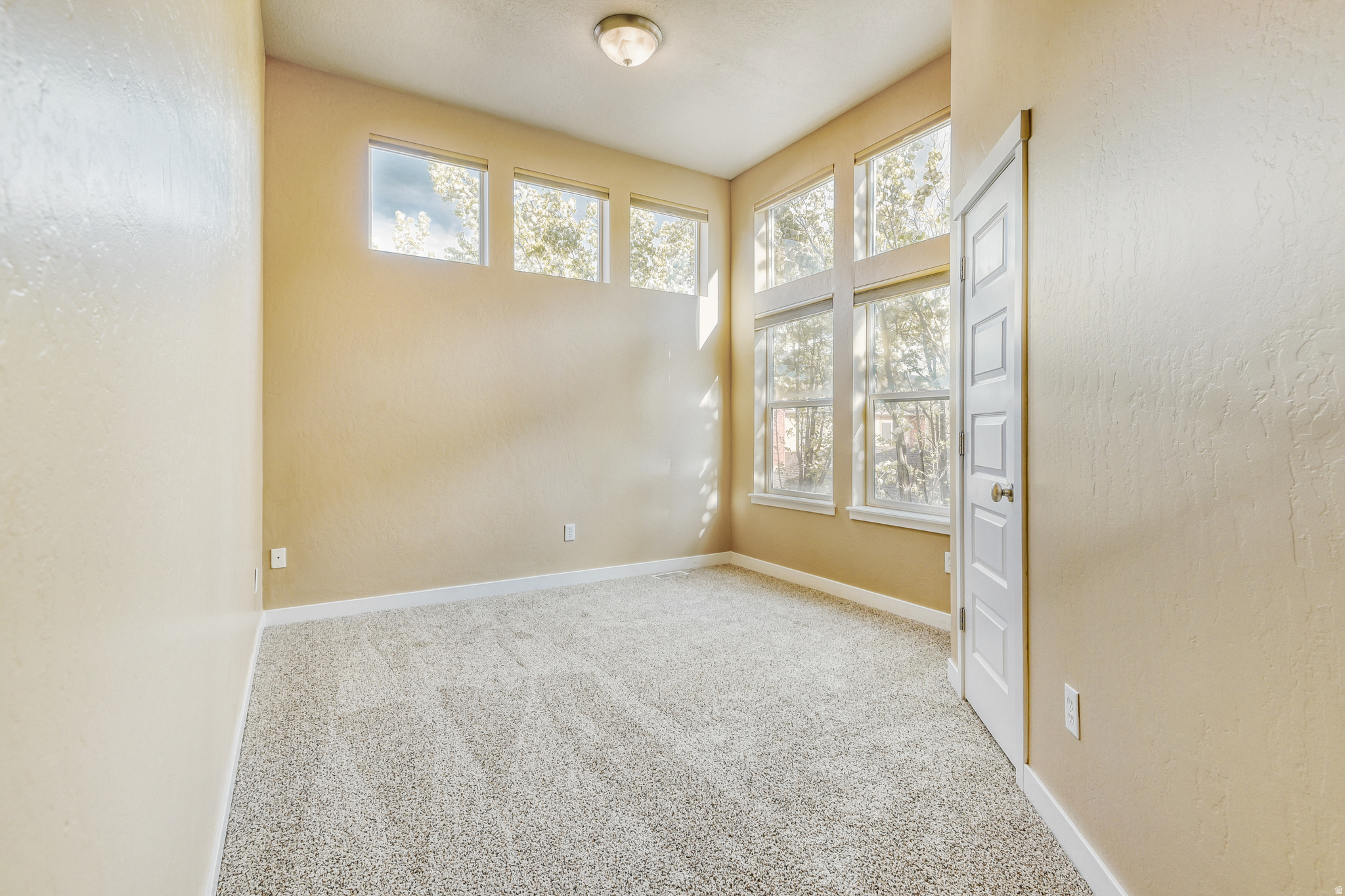FARMINGTON CROSSING - Residential