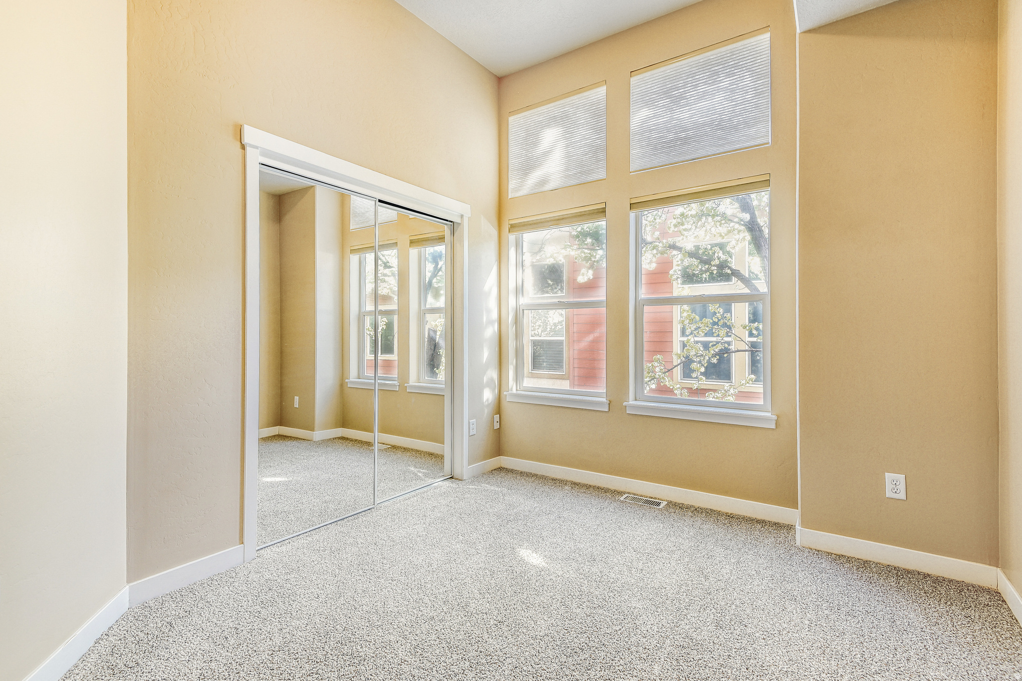 FARMINGTON CROSSING - Residential